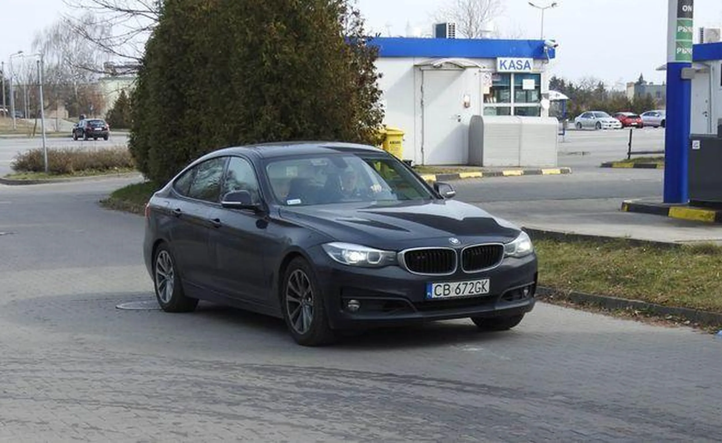 Nieoznakowany radiowóz.