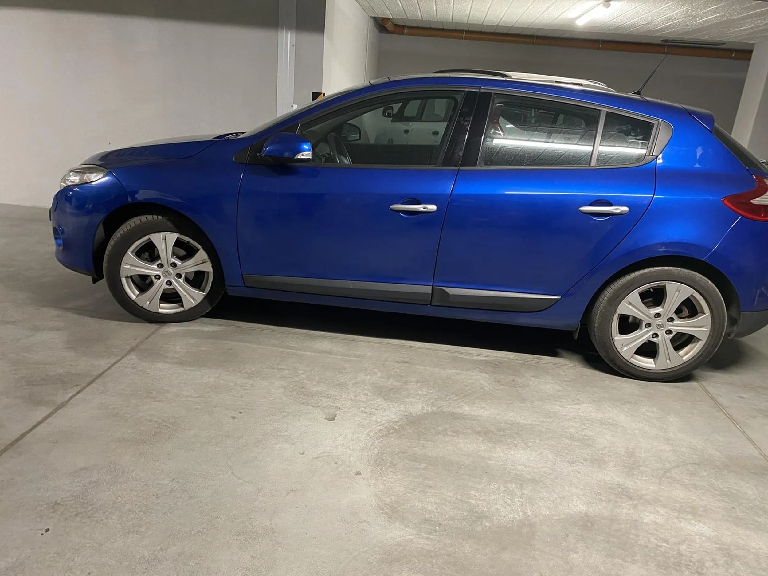 Kutas zastawił miejsce parkingowe