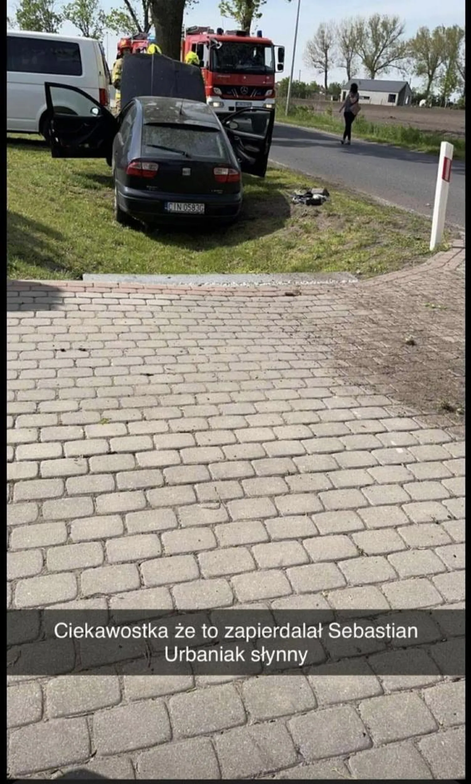 To ten słynny narkoman co widział Ewę swobodę w noc sylwestrową Jego ojciec grilluje z komendantem Kazubowskim dlatego narkomanowi wszystko uchodzi płazem