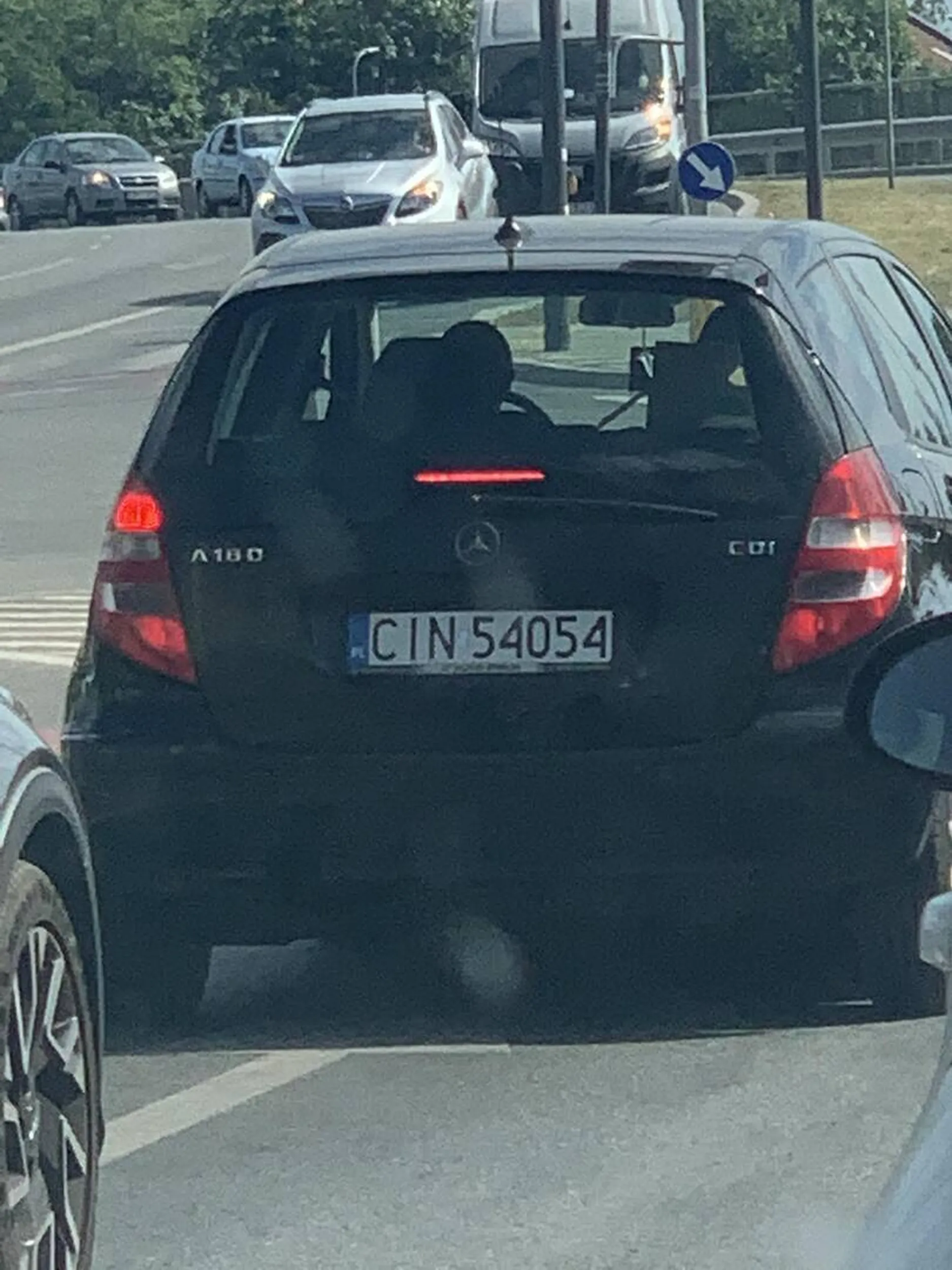 Śmietnik chciał wymusić stłuczkę w Bydgoszczy. Podjeżdżał pod zderzak.