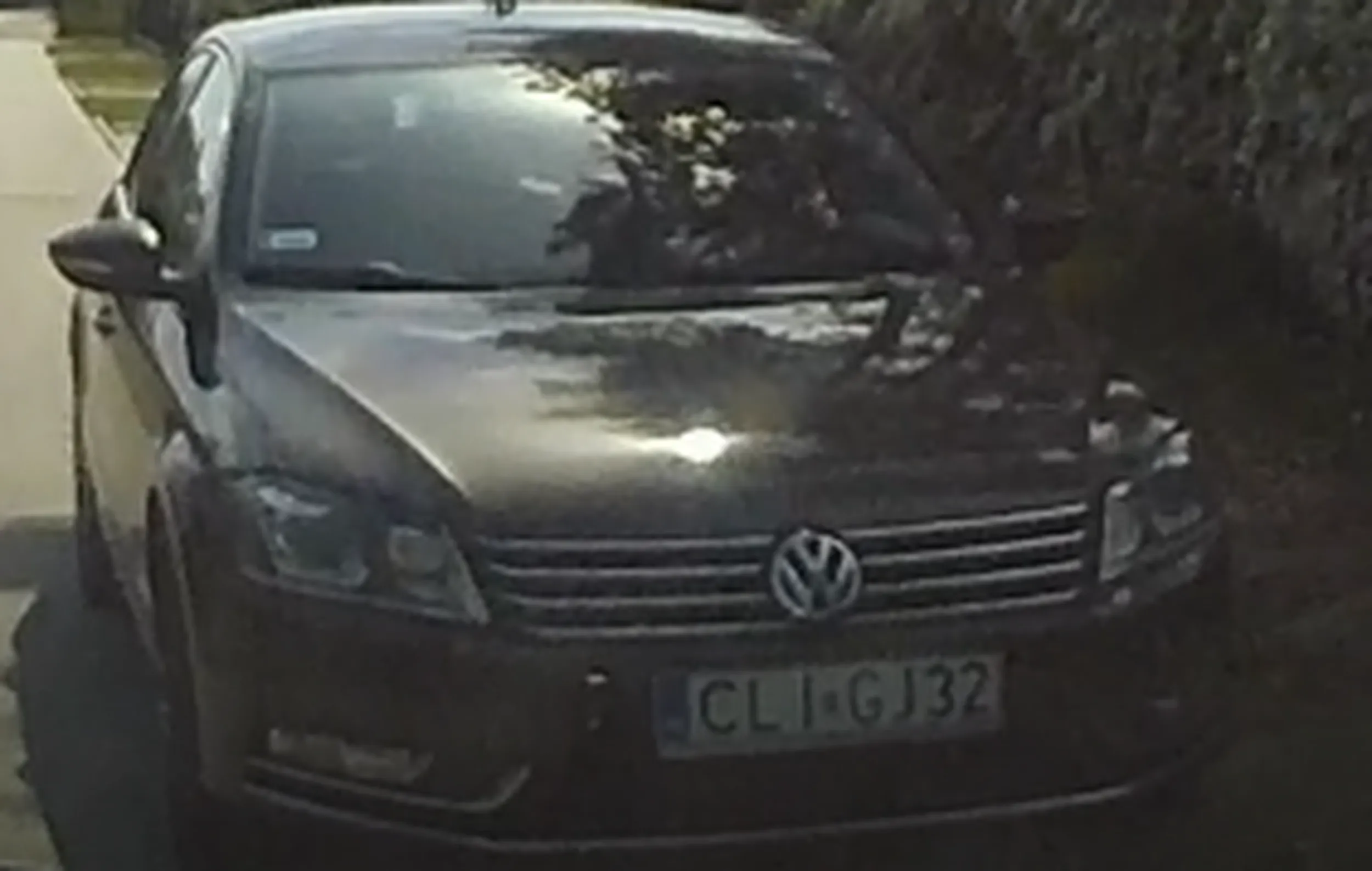 Ty kurwiu przestań parkować przed moim domem