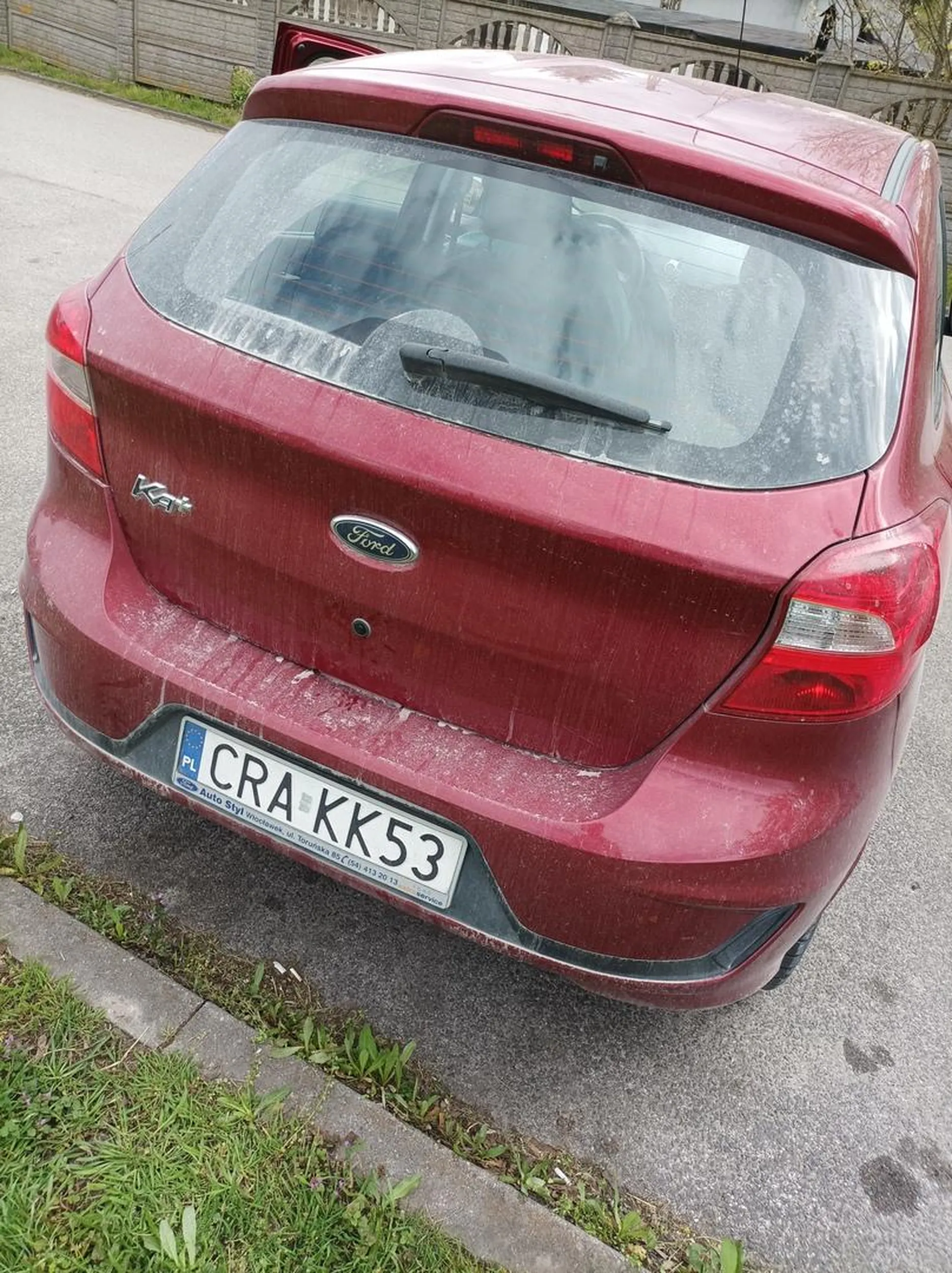 Kierowcy nie stać na myjnię