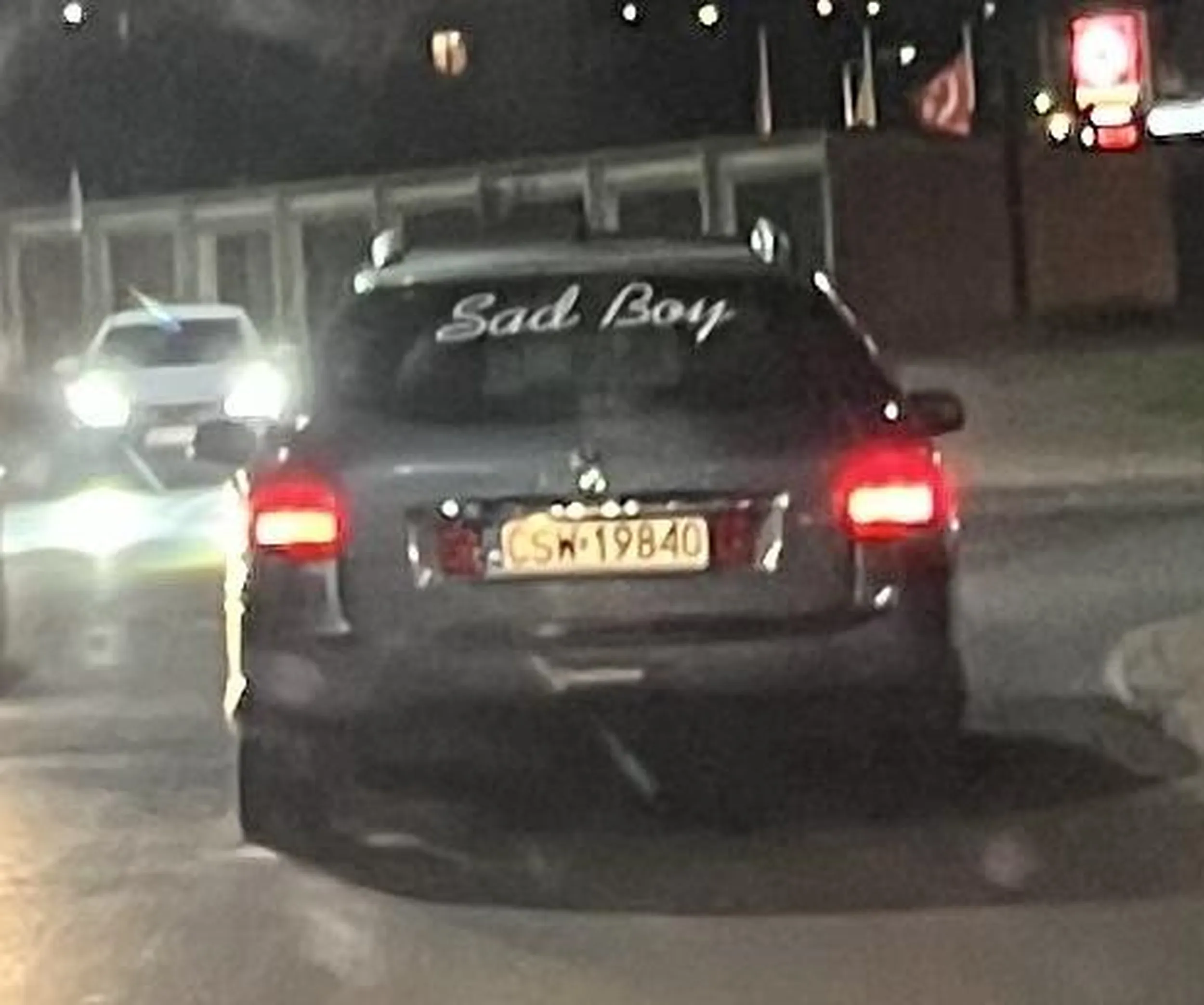 Co do &$!@ ma znaczyć ten komunikat? Gej szukający wsparcia u kierowcy tira? XD