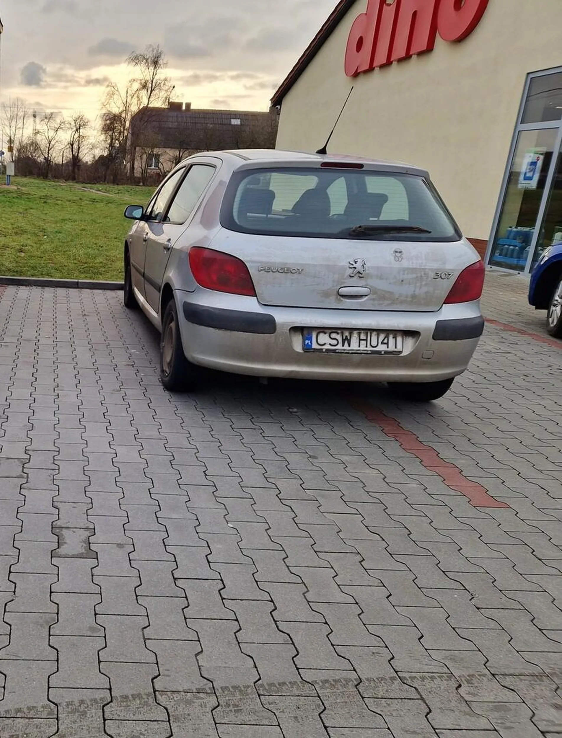 Za duży samochód :)