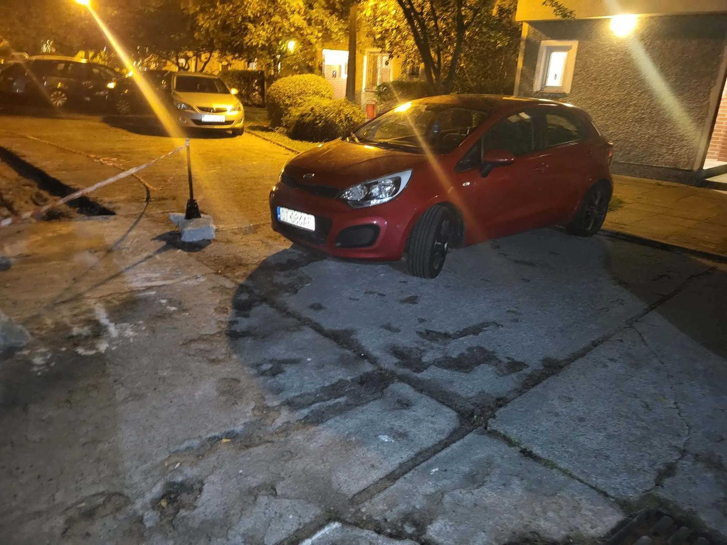 Nie mam pytań, jedyny możliwy przejazd- 1,5m w bok mogłoby rozwiązać sytuacje