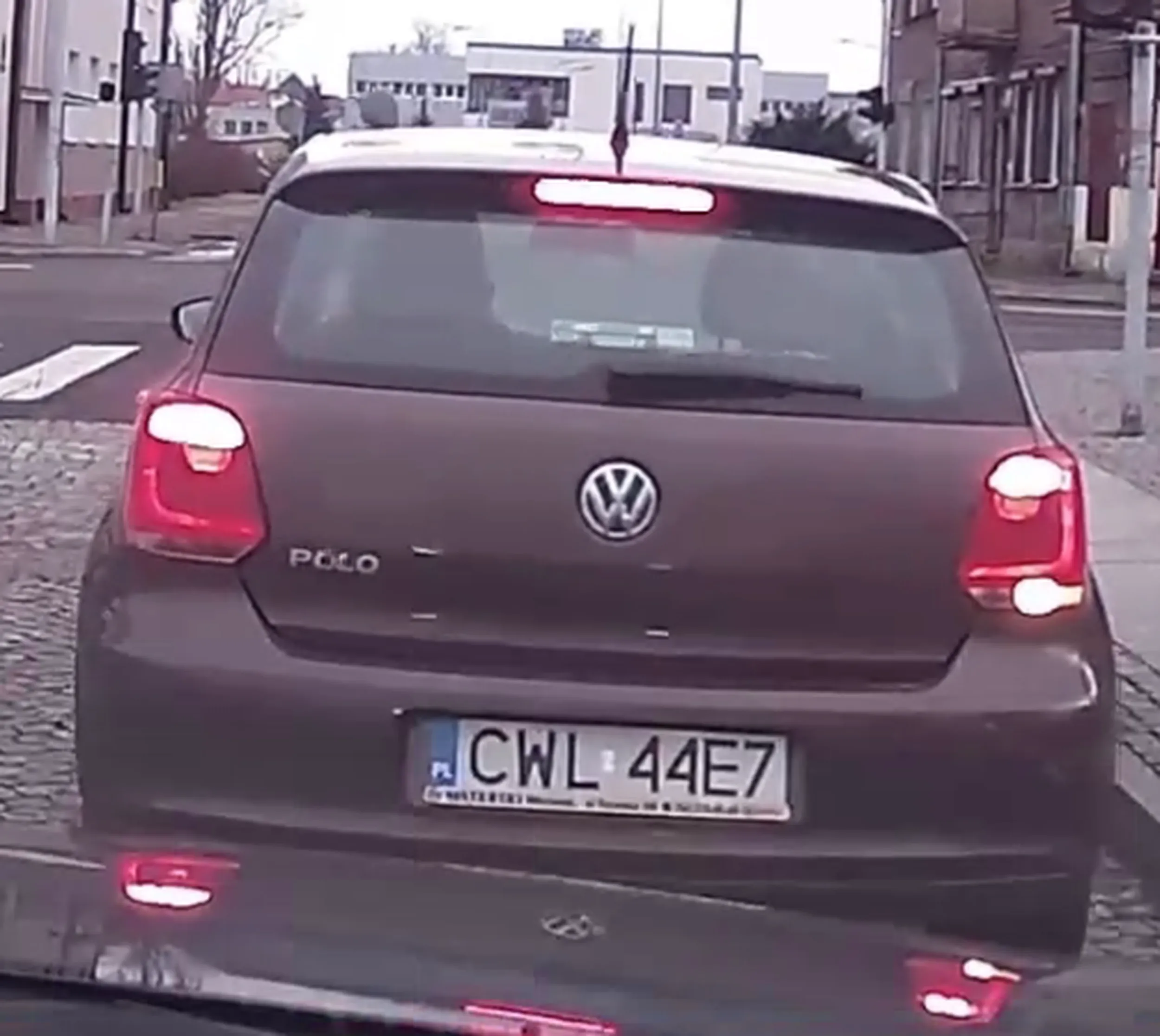 Nie pozdrawiam kierowcy. Próbuje wymusić odszkodowanie!!!