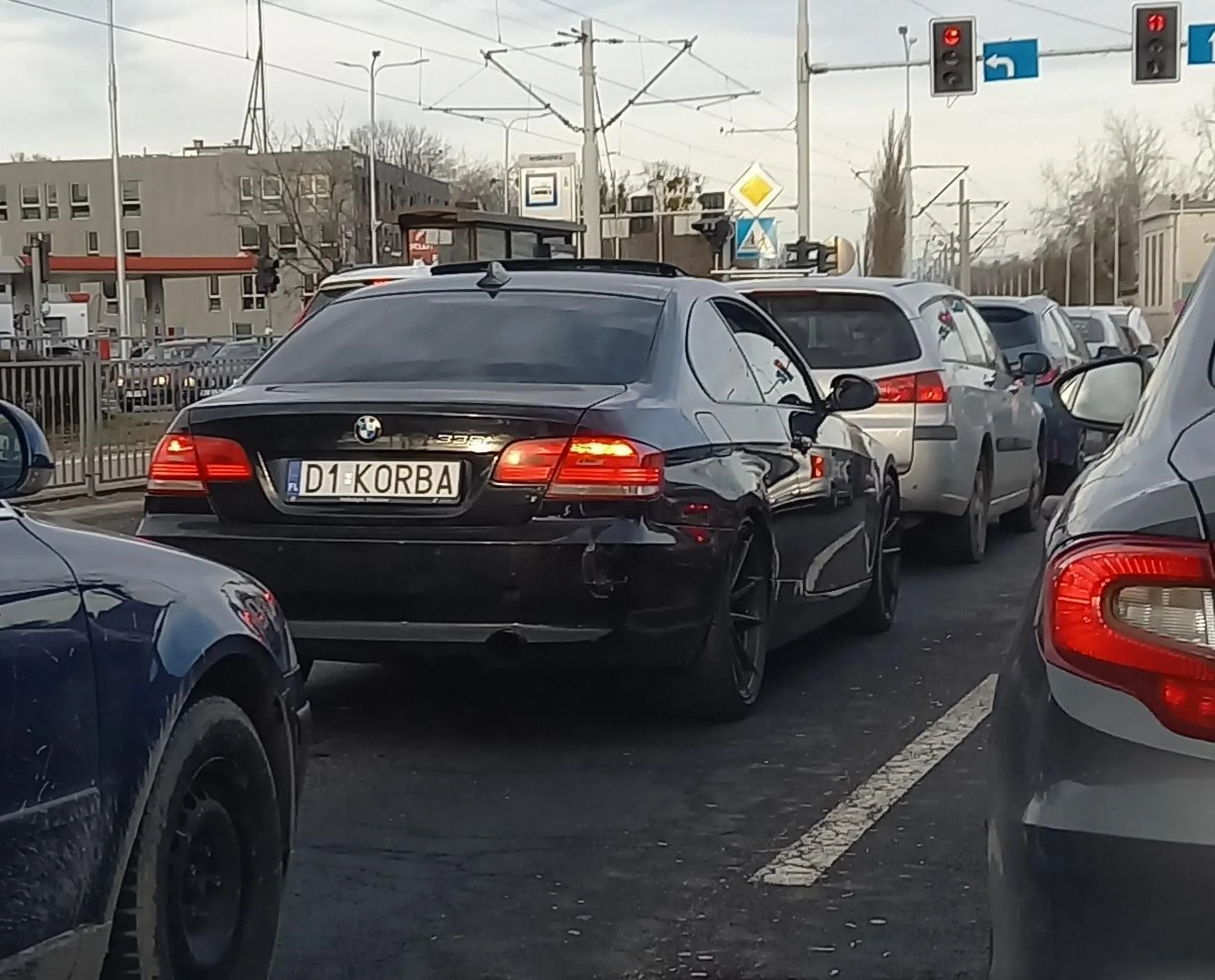 Korba to prawdziwa korba; przejazd na czerwonym świetle, jazda środkiem jezdni. Premiera filmowa popisów już wkrótce.