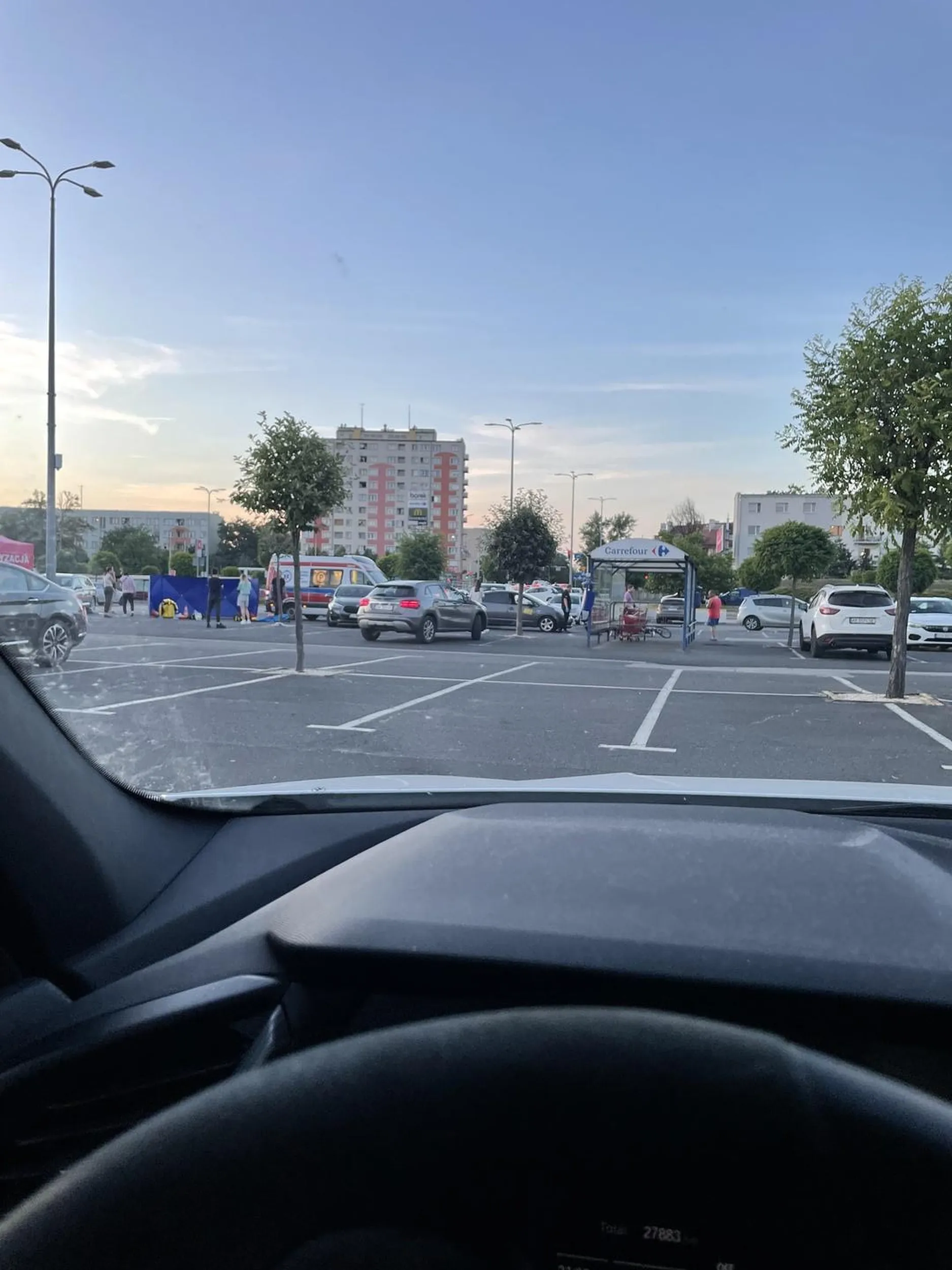 Potracil goscia z delivery, nie wiadomo czy zyje