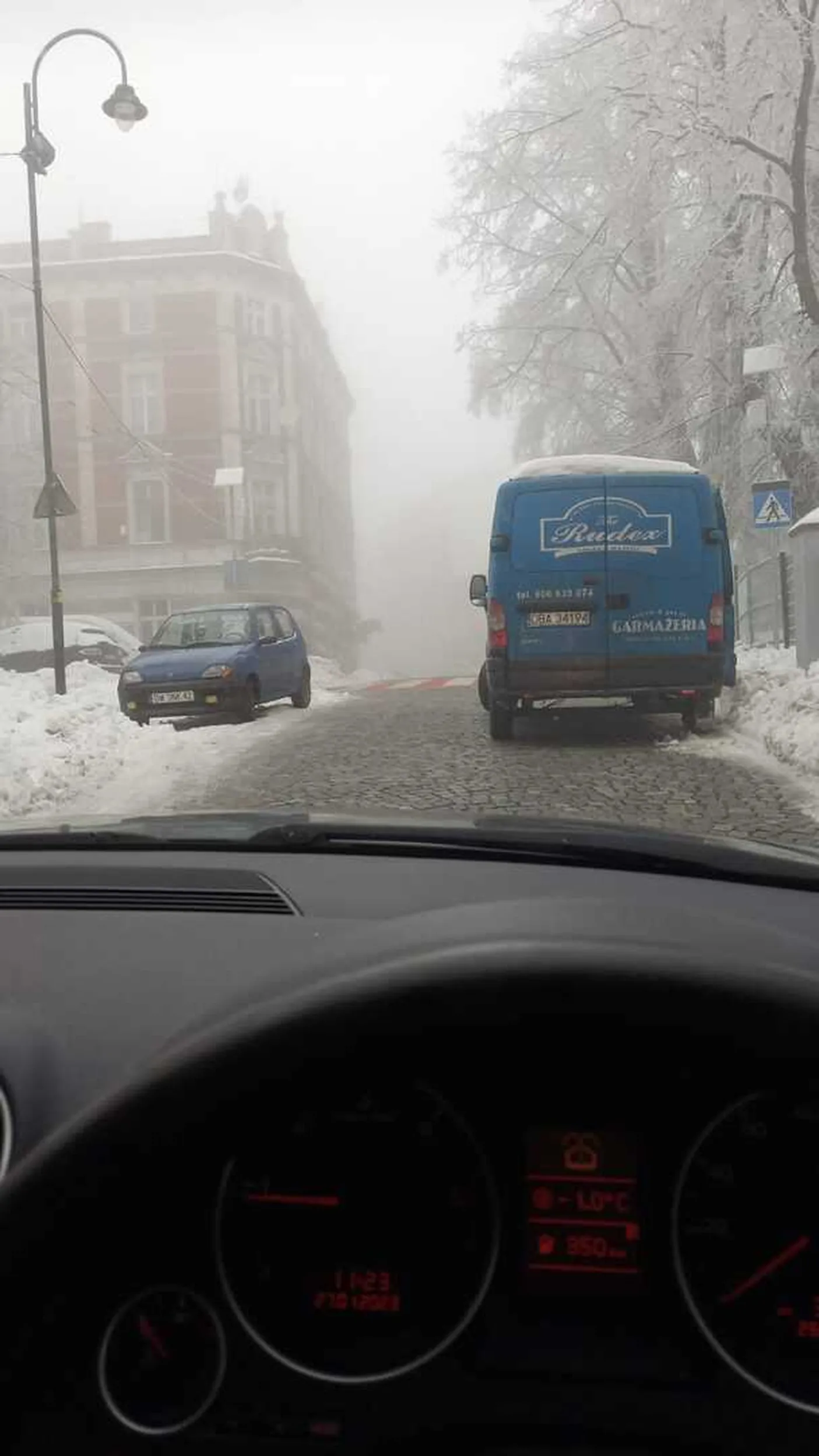 Baran Baran i jeszcze raz Baran. Sam na drodze nie jesteś osle