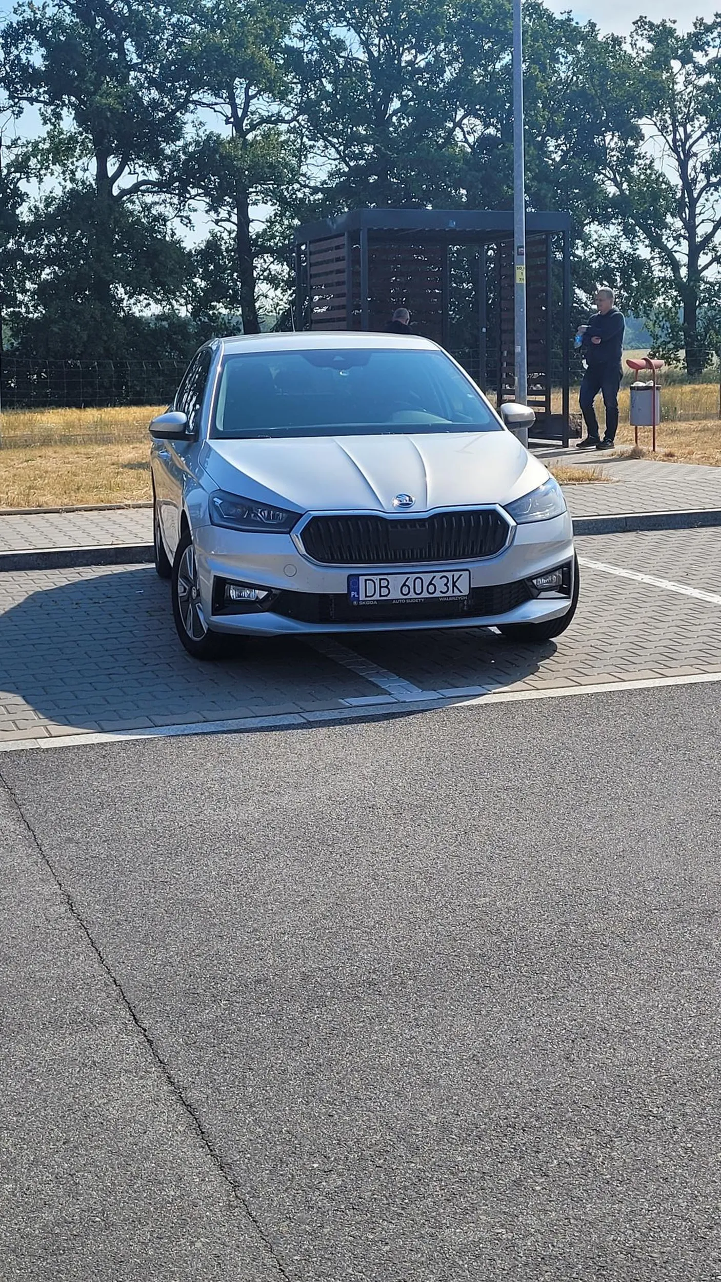 Pierw się naucz jeździć potem parkować.