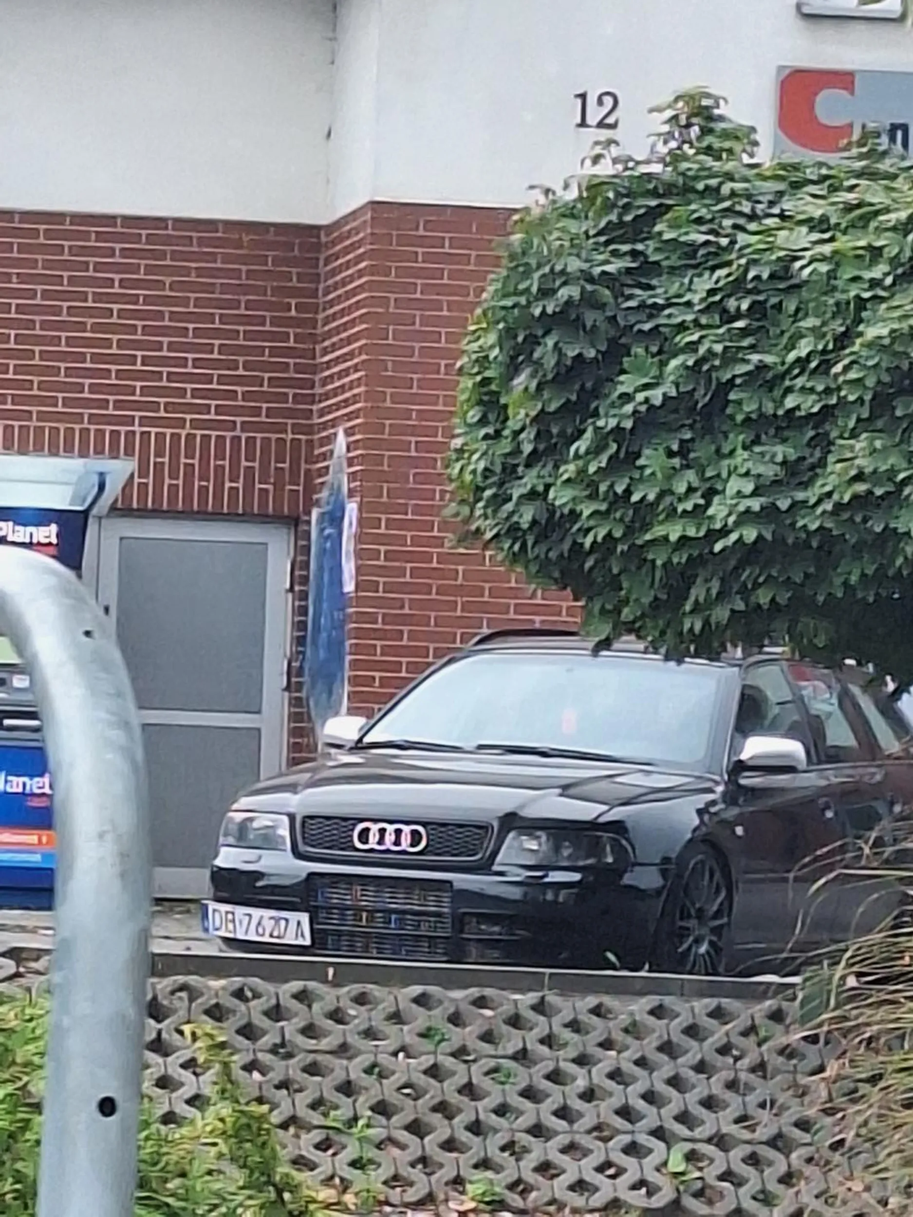 Bardzo ładna S4 ? Odezwij się na IG (nazwa użytkownika moja w nicku)