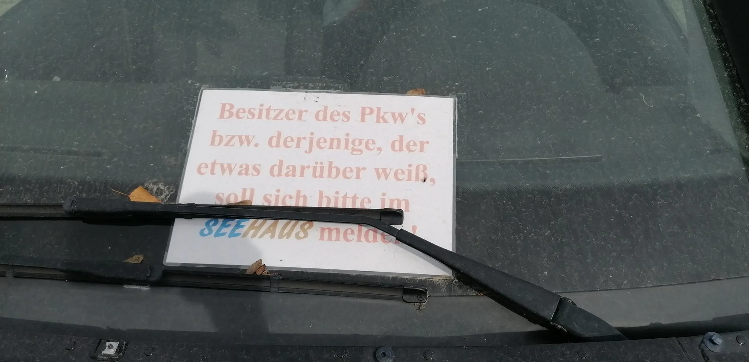Poszukiwany właściciel samochodu... Auto stoi na parkingu w Niemczech (Bavaria)