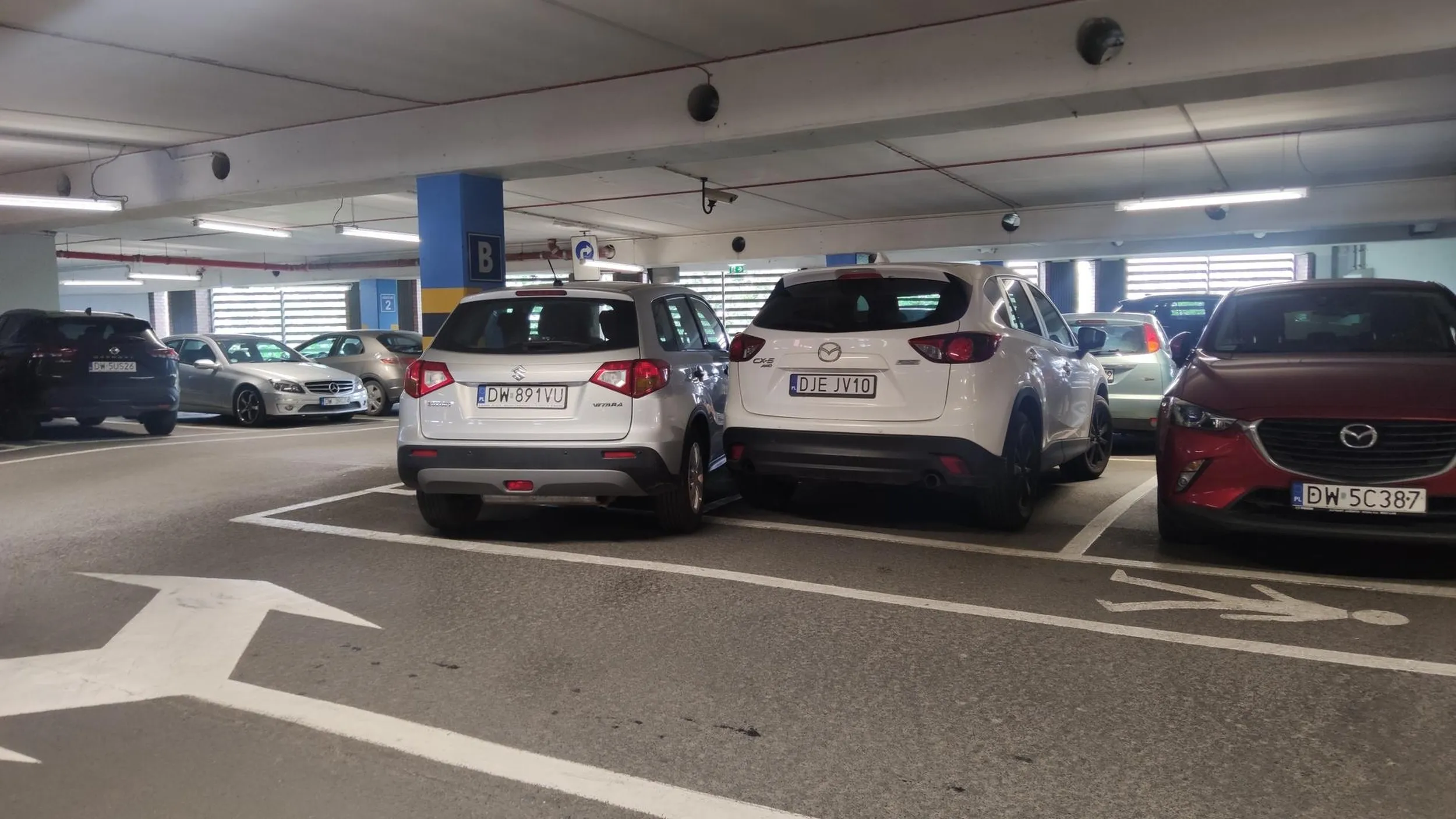 Gdybyś się zastanawiał, kto Ci przerysował róg auta 15.06.23