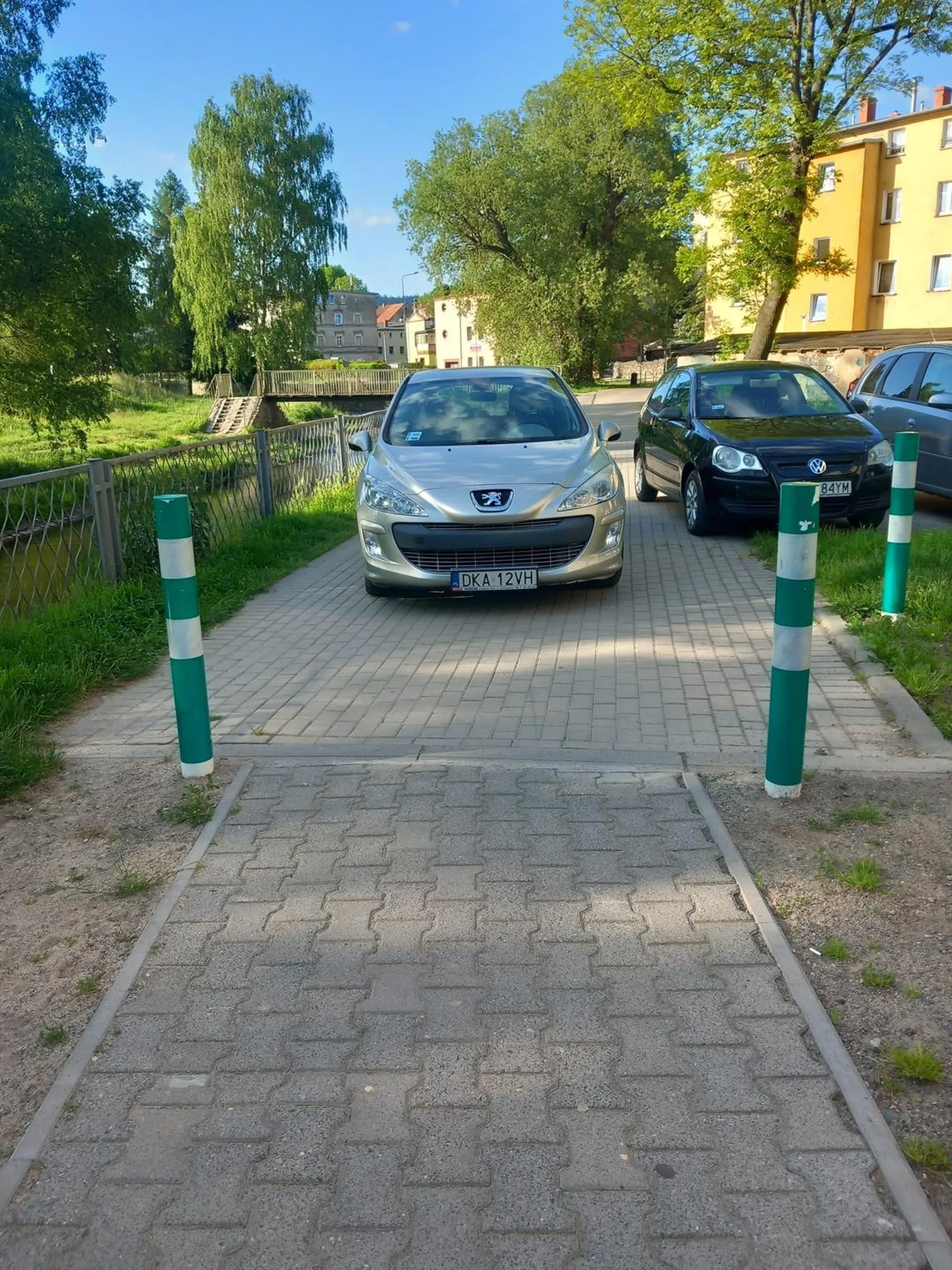 Kolejny mistrz parkowania