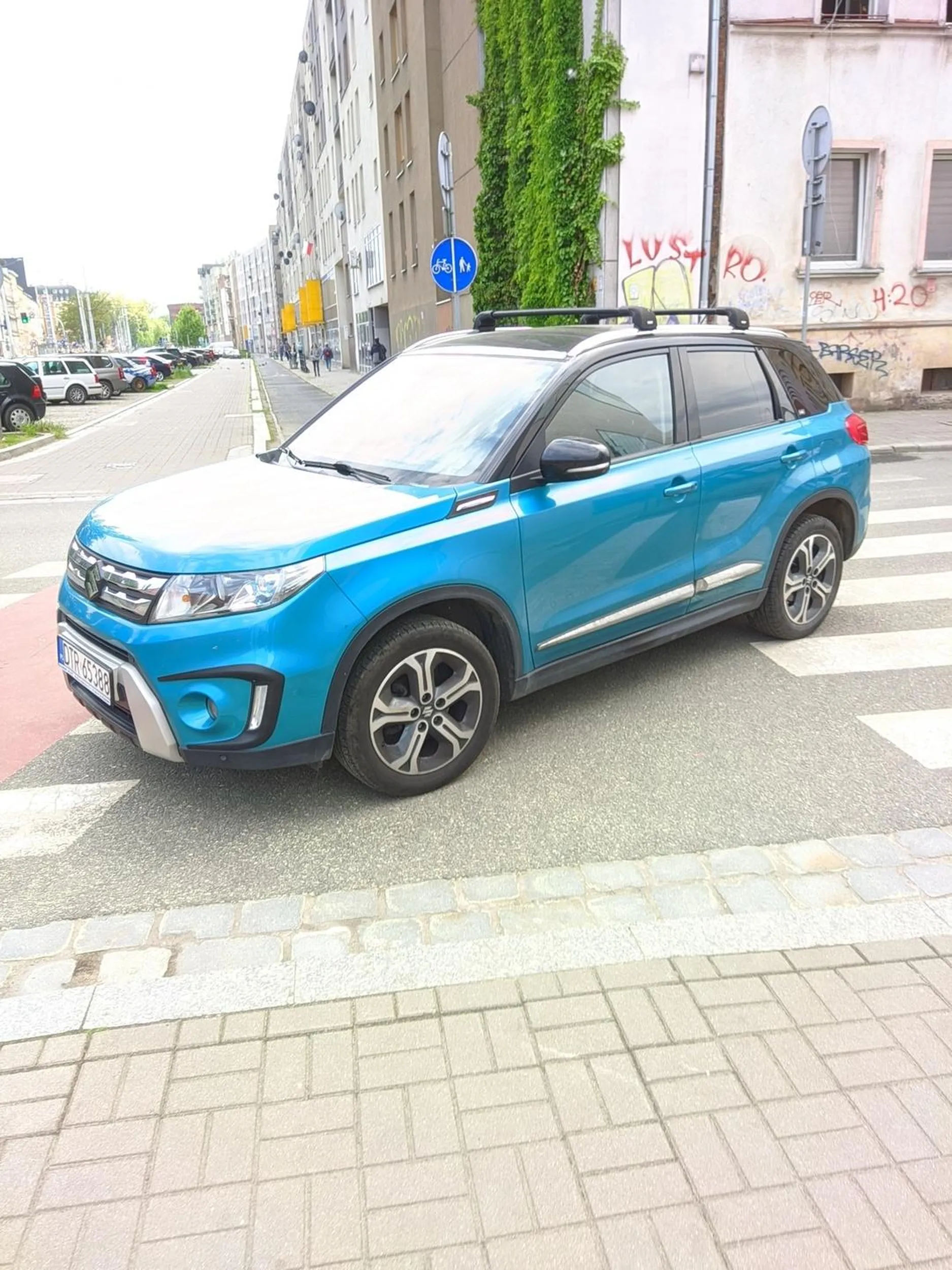 Mistrz znajdywania idealnych miejsc parkingowych.