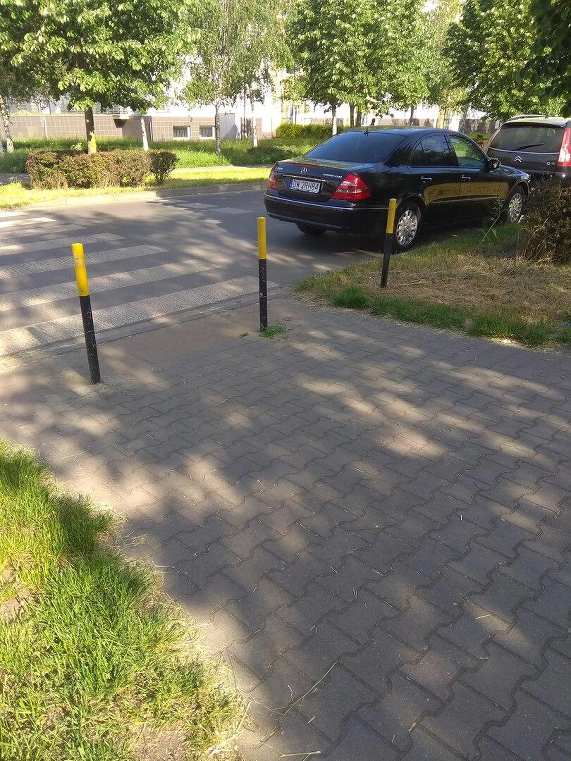 Następny sprawny inaczej.