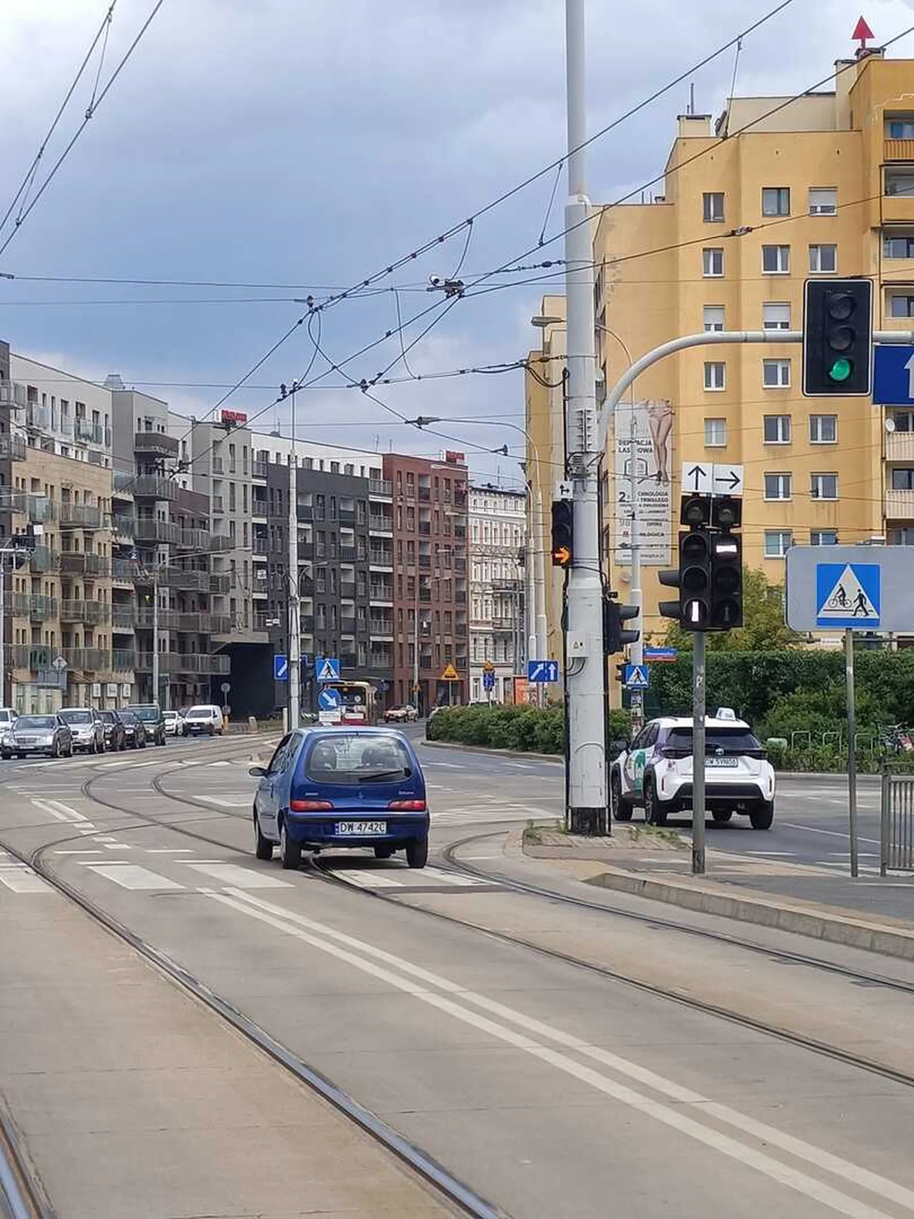 Mamy tutaj przykład wrocławskiego tramwaju. Pozdrowienia dla kierowcy!