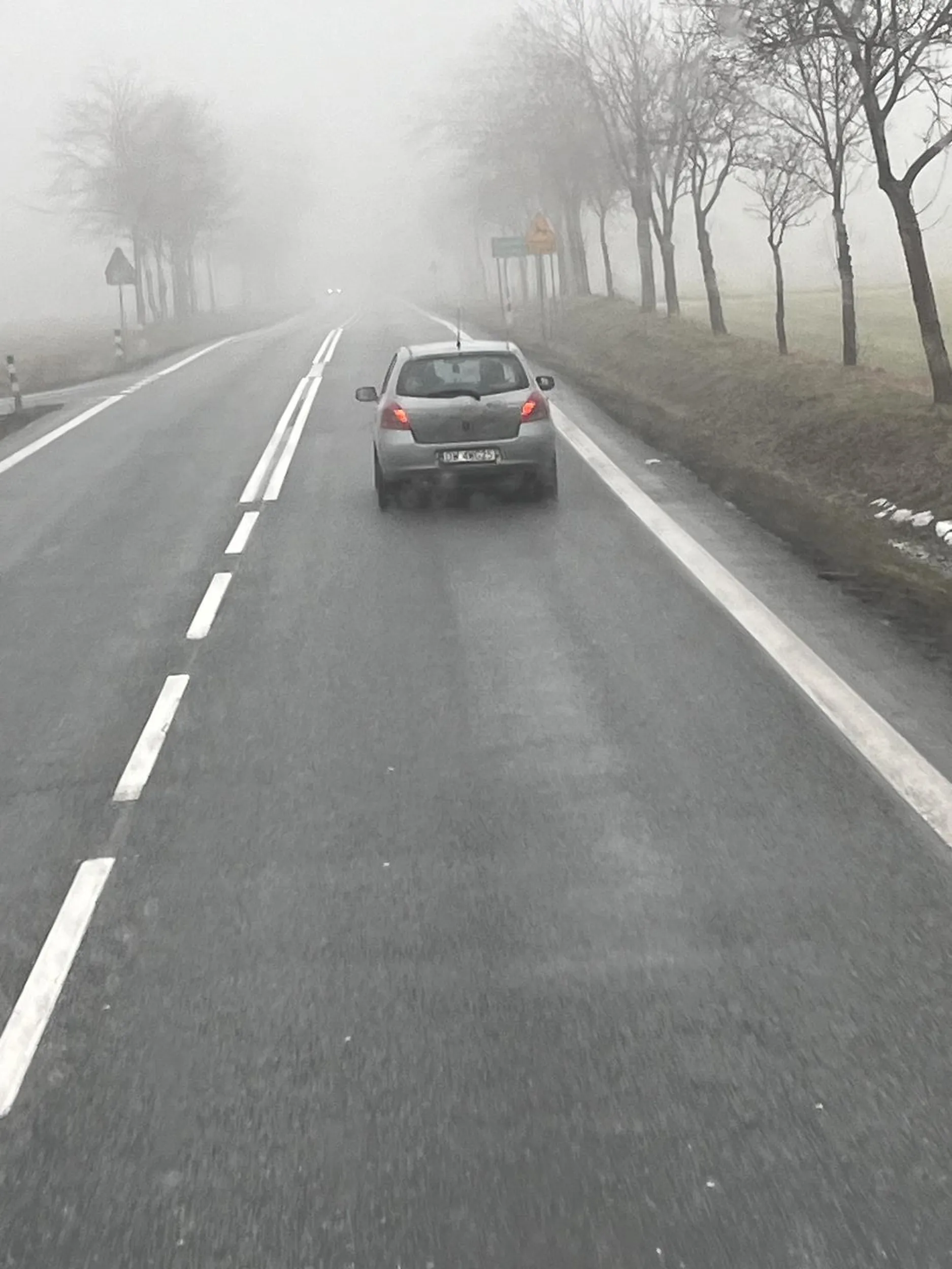 Jak już zrobisz takie wesele za sobą to zjedź i przepuść wszystkich  bo zwariować można jadąc za Toba