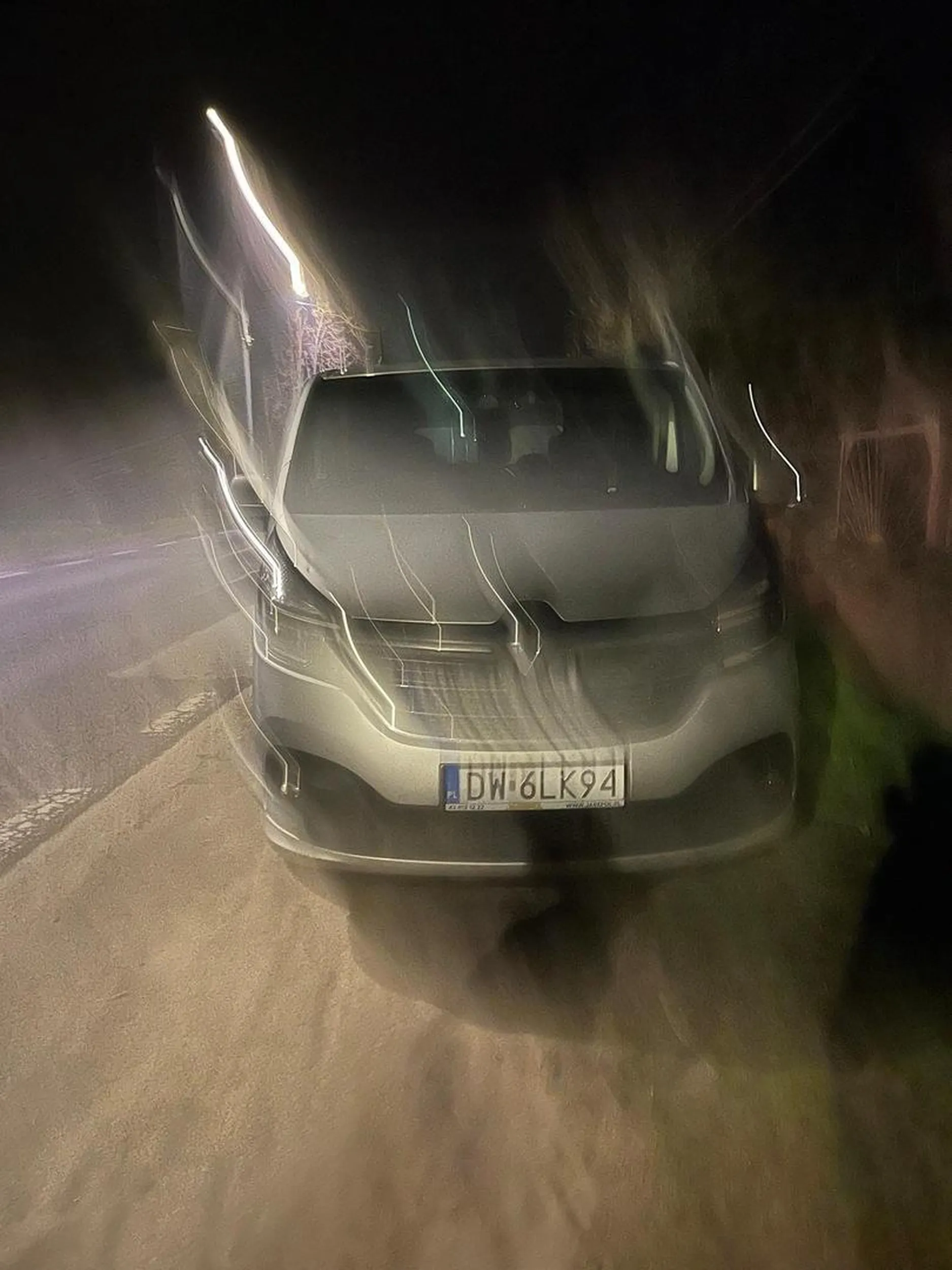 UWAGA! ZŁODZIEJE!!!!! Ktokolwiek zobaczy, niech dzwoni na policję.