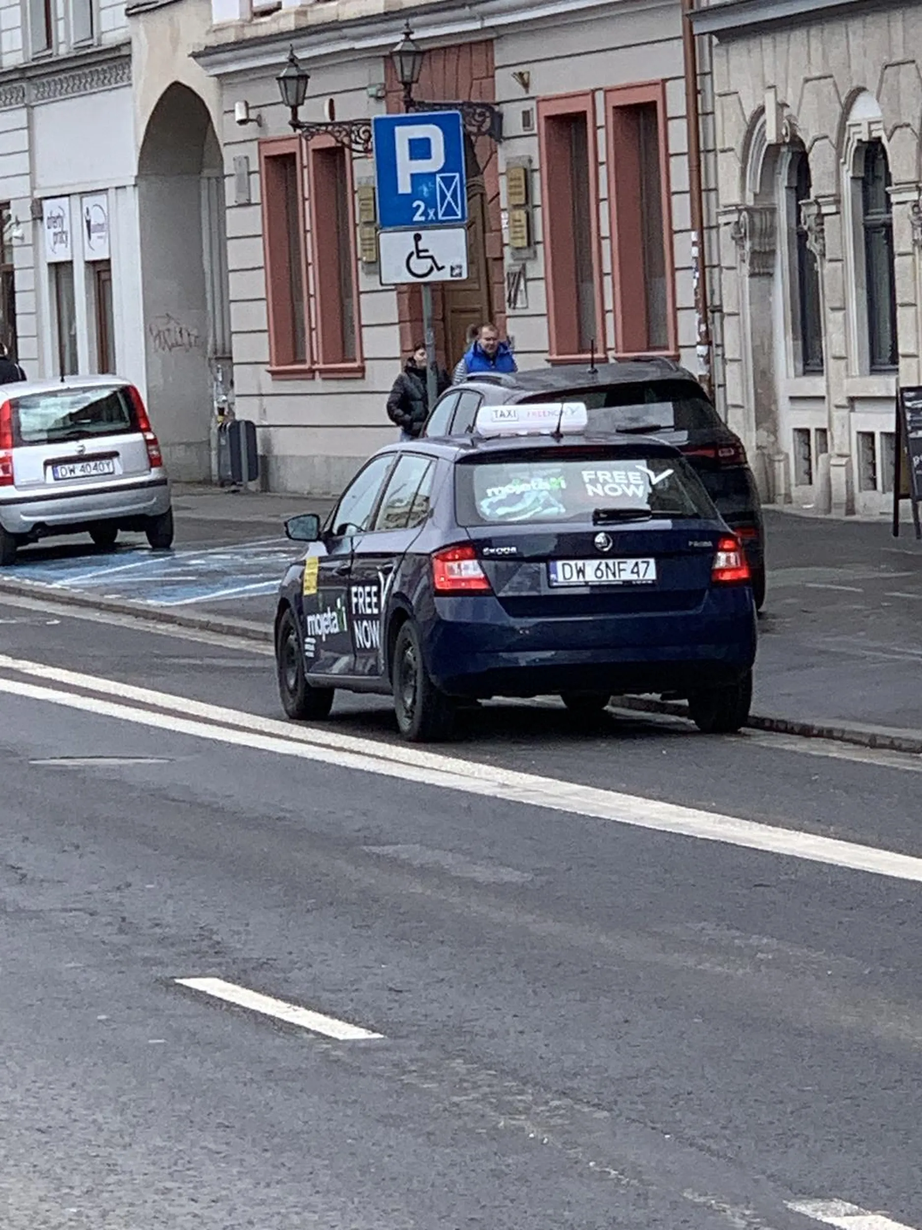 Zatrzymywanie się na ścieżce rowerowej. :/