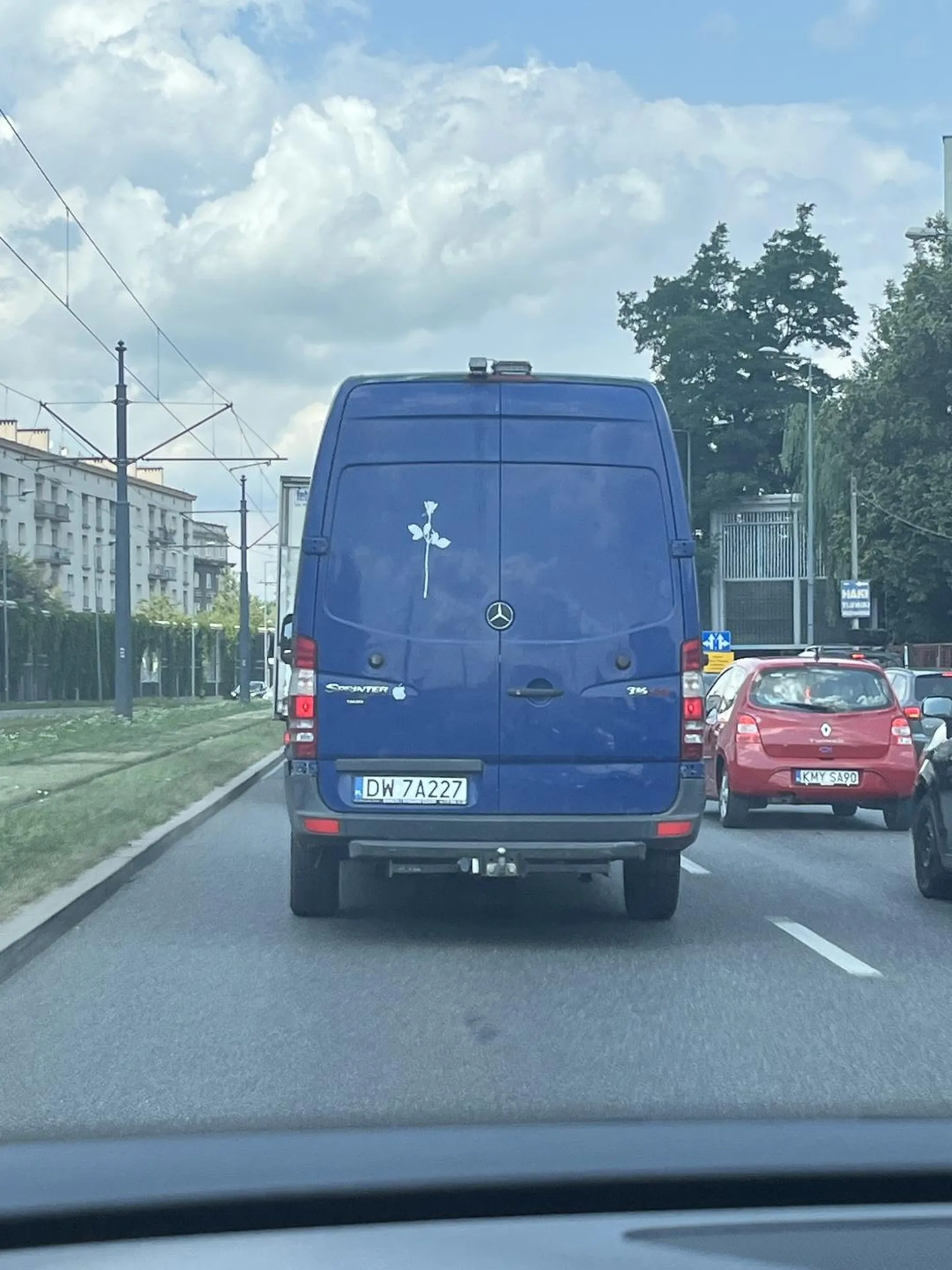 zamiast lusterek ma zwierciadła marzeń z harrego pottera