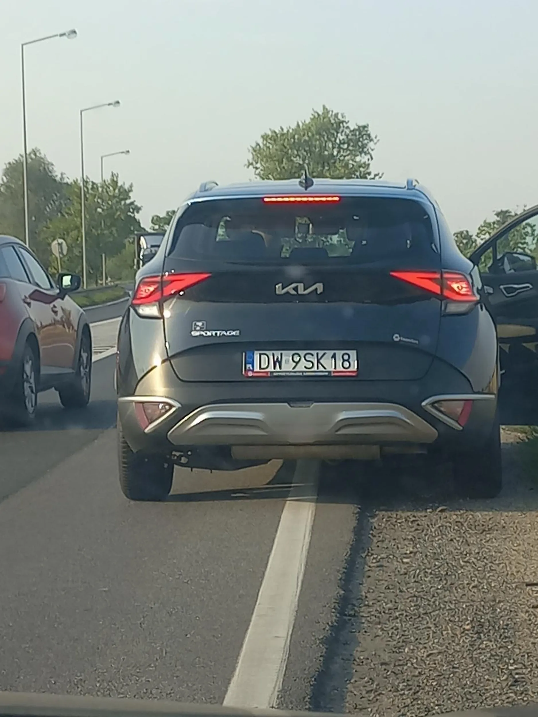 Auto z wypożyczalni a dziadek nie umie jeździć autem bo spowodował wypadek na wyjeżdzał z a4