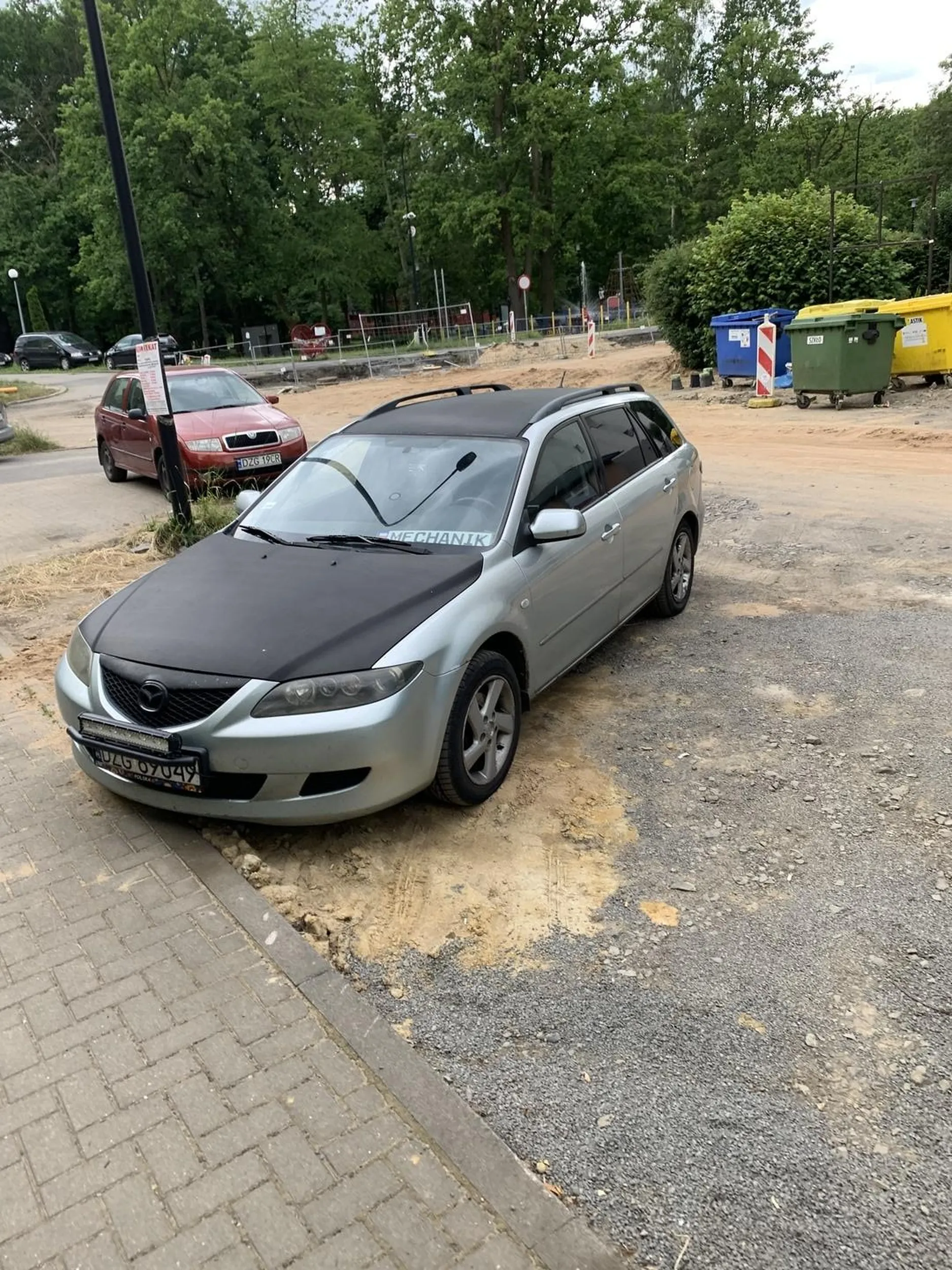 Burak z Mazdy 6, siedzi na dupie przez 20km po czym ma problem