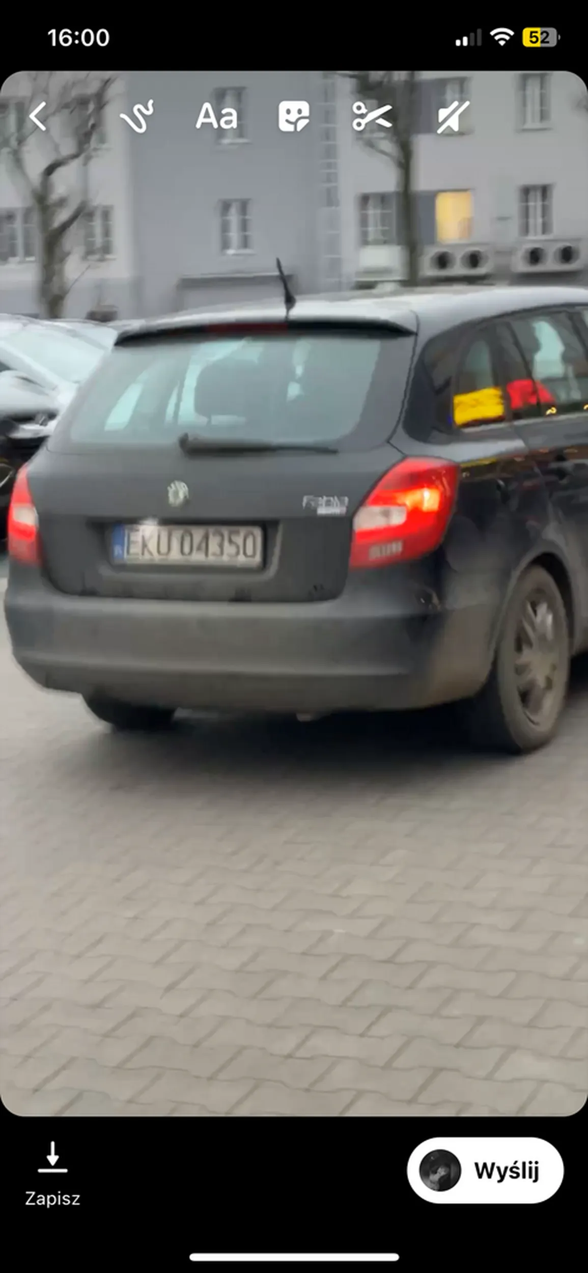 Osoba poruszająca się tym samochodem zdobyła chyba w chipsach te prawo jazdy. Mężczyzna bardzo niemiły w sklepach się awanturuje szuka gościu naprawdę zaczepki aż w końcu znajdzie swojego więc radzę tej osobie trochę pokory i spiąć dupę k wysłać się na ponowny kurs na prawo jazdy