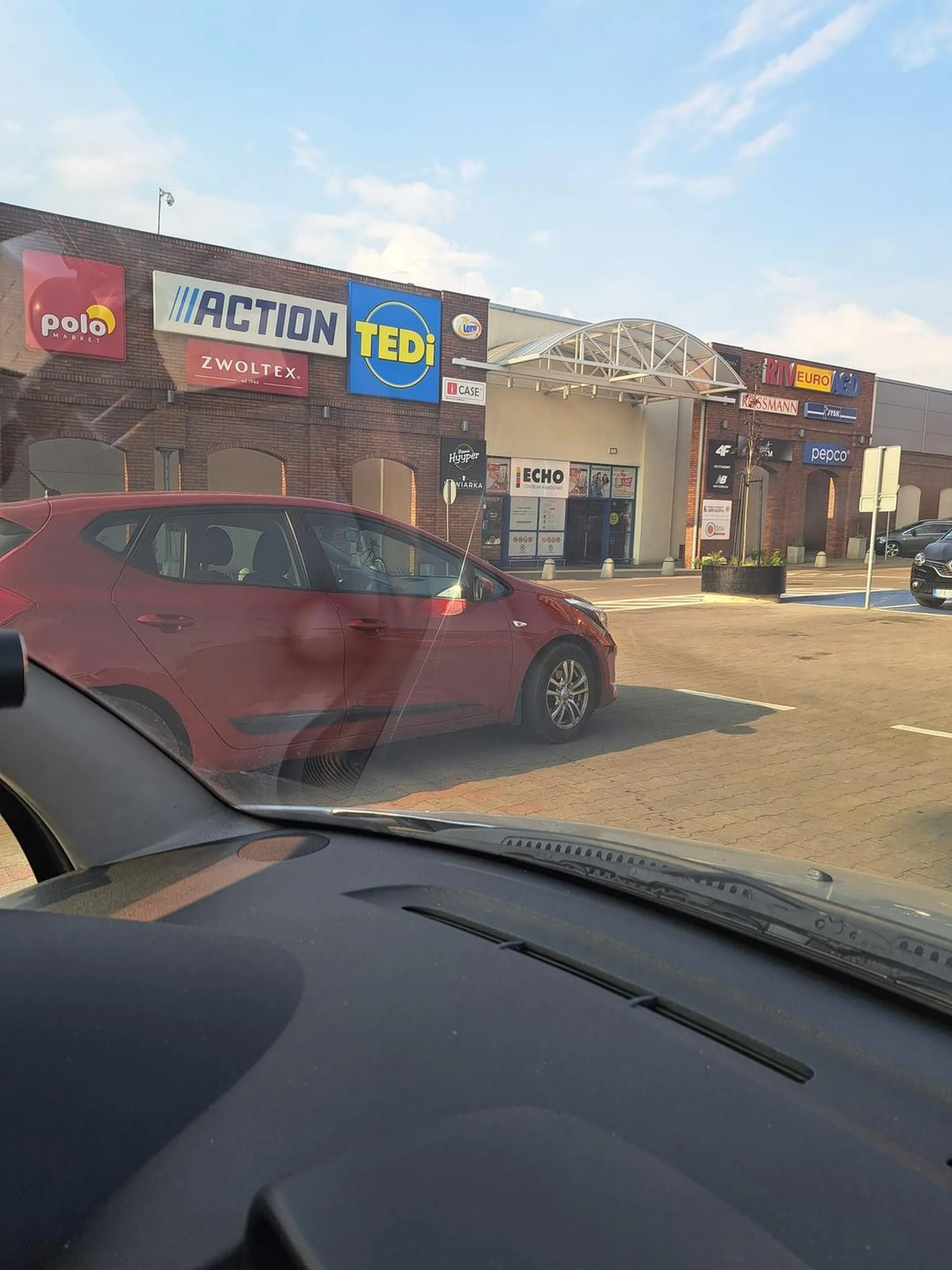 karny ***** się należy za parkowanie