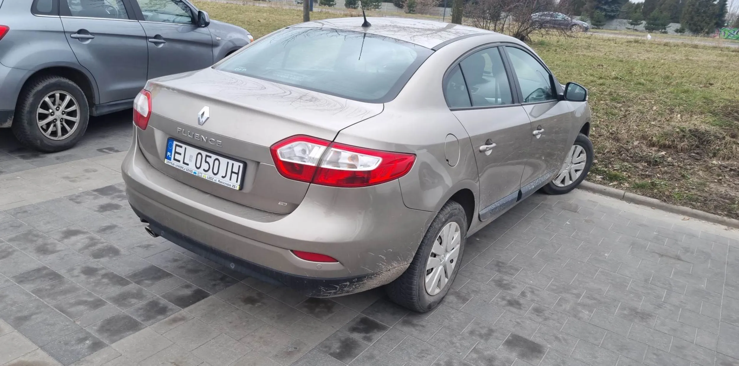 Pięknie zaparkowane auto