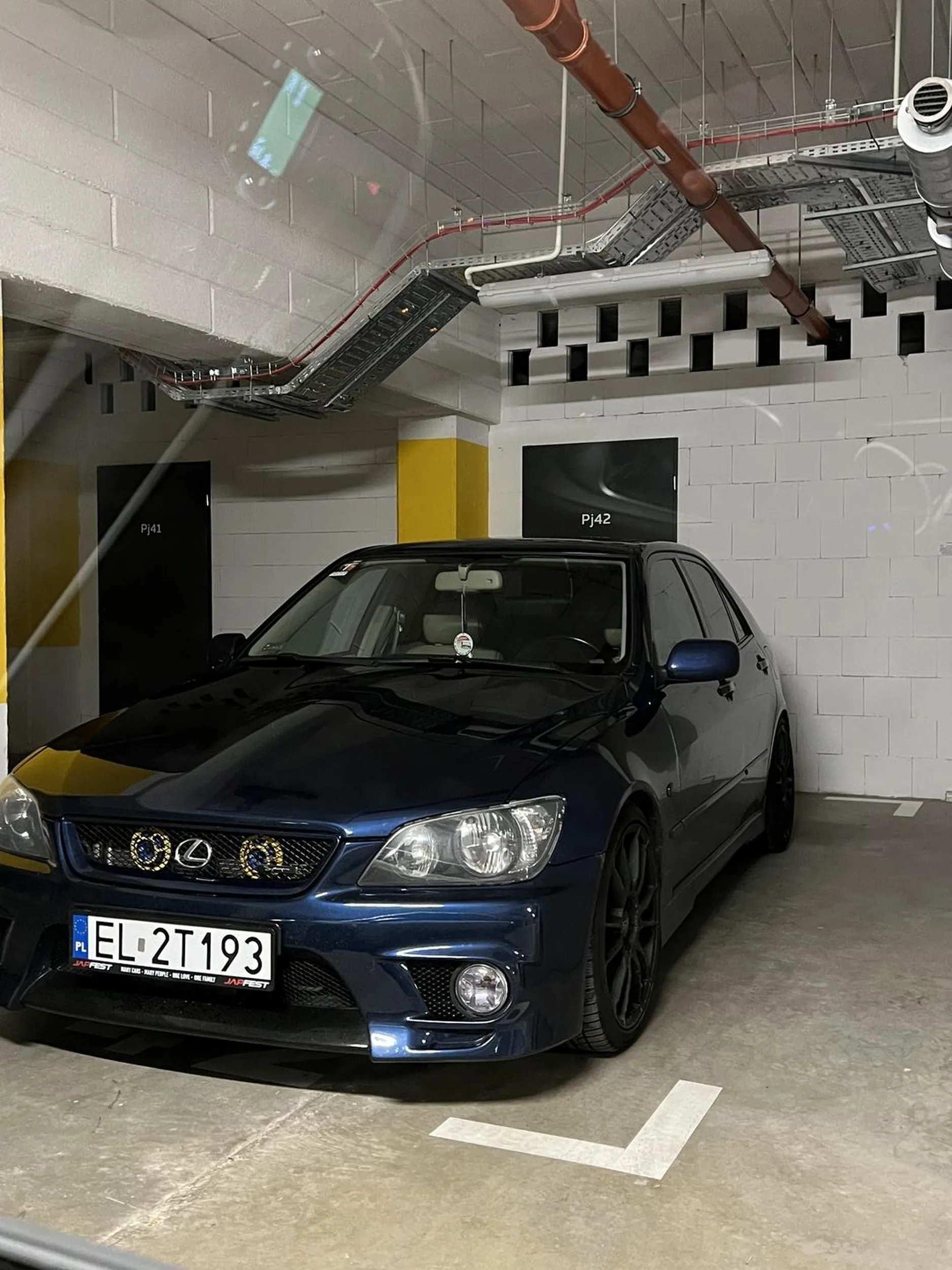 Baran stawia nie na swoim miejscu samochód!