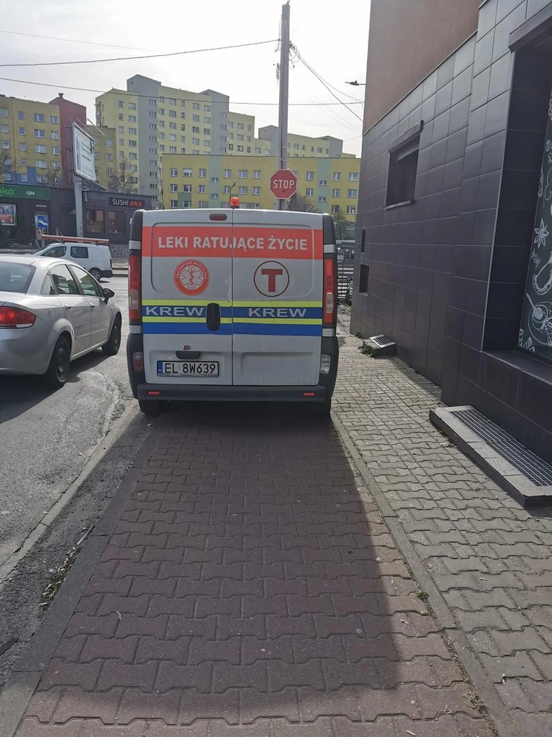 Przecież wożę krew to mogę na chodniku!