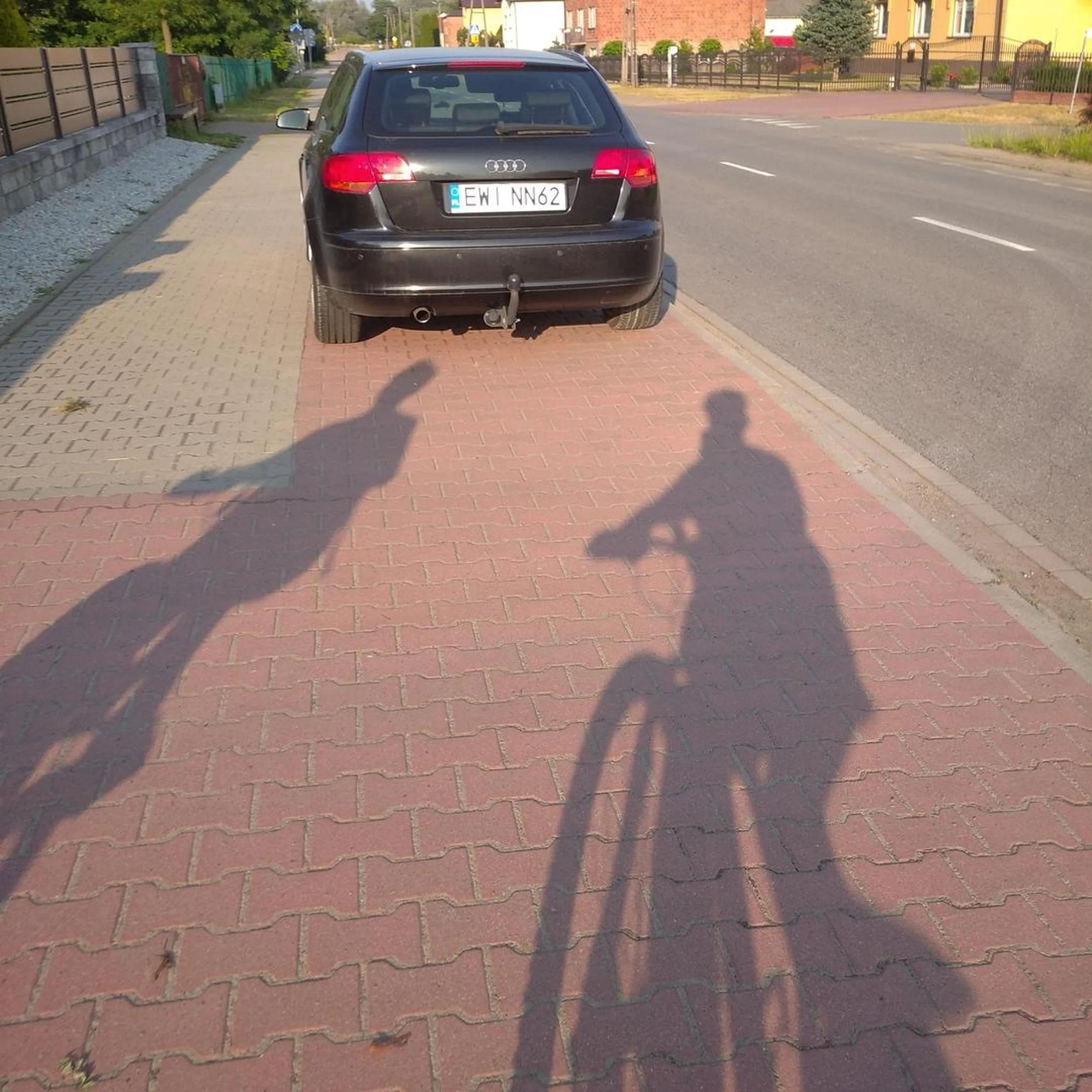 Parkowanie na ścieżce dla rowerzystów