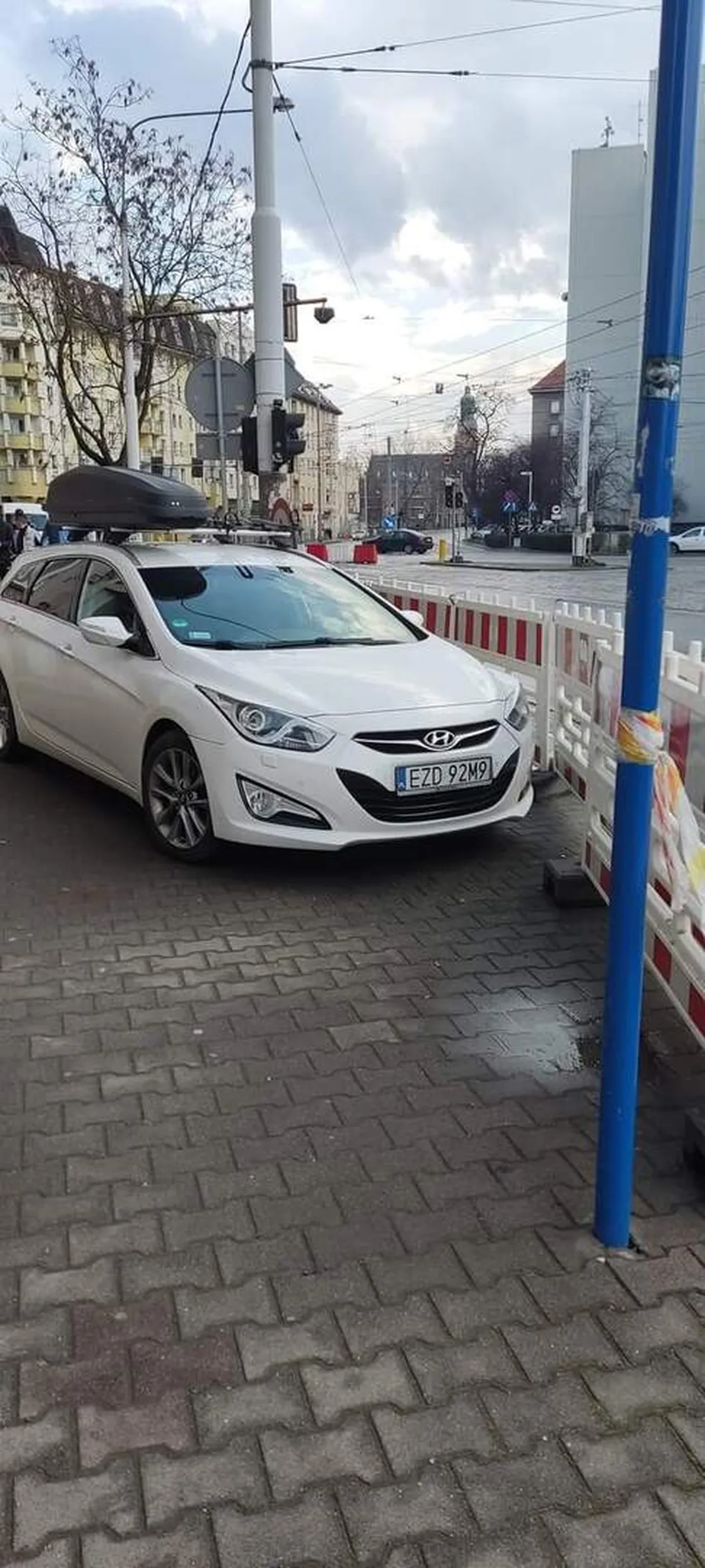 Parkowanie na chodniku