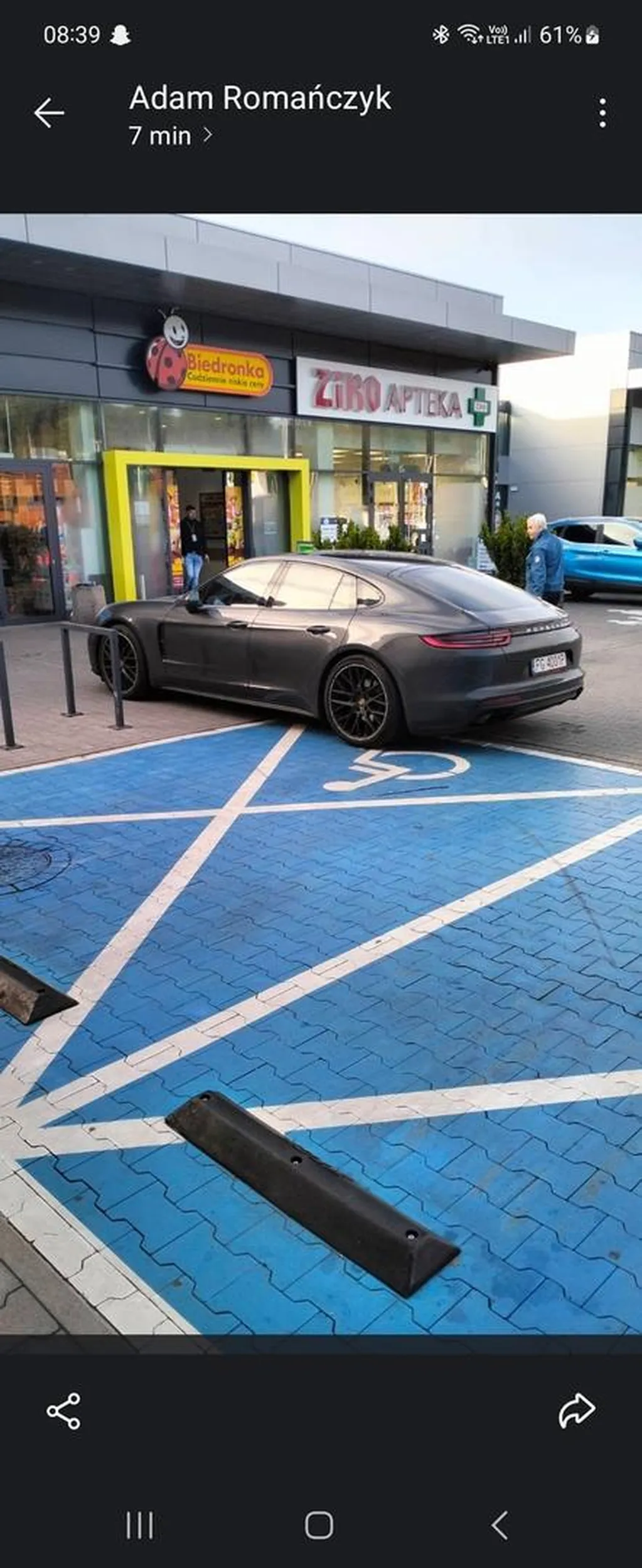 Trochę jest ale tylko trochę xD