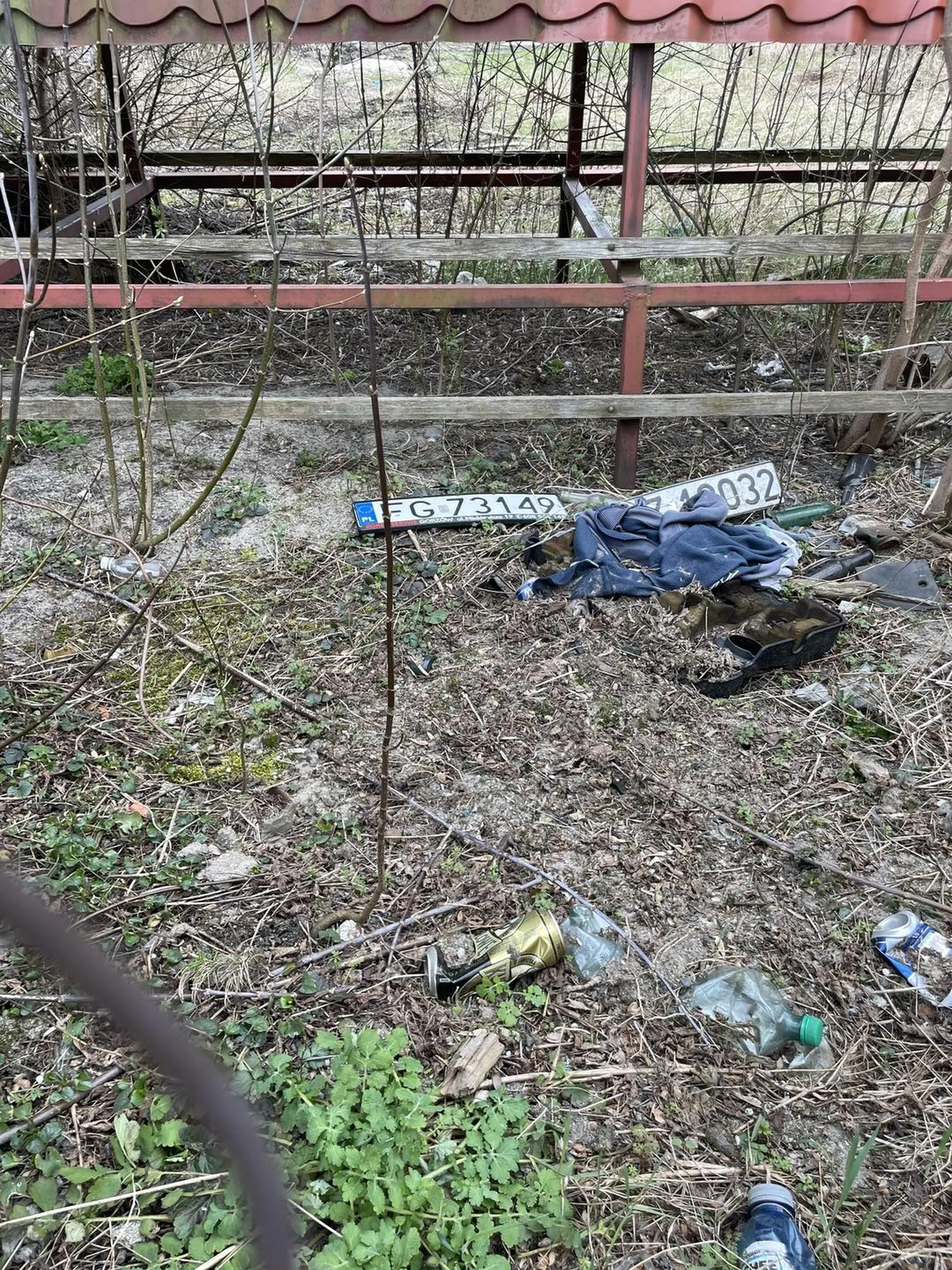 Bardzo profesjonalne parkowanie. Tak że aż samochód zniknął