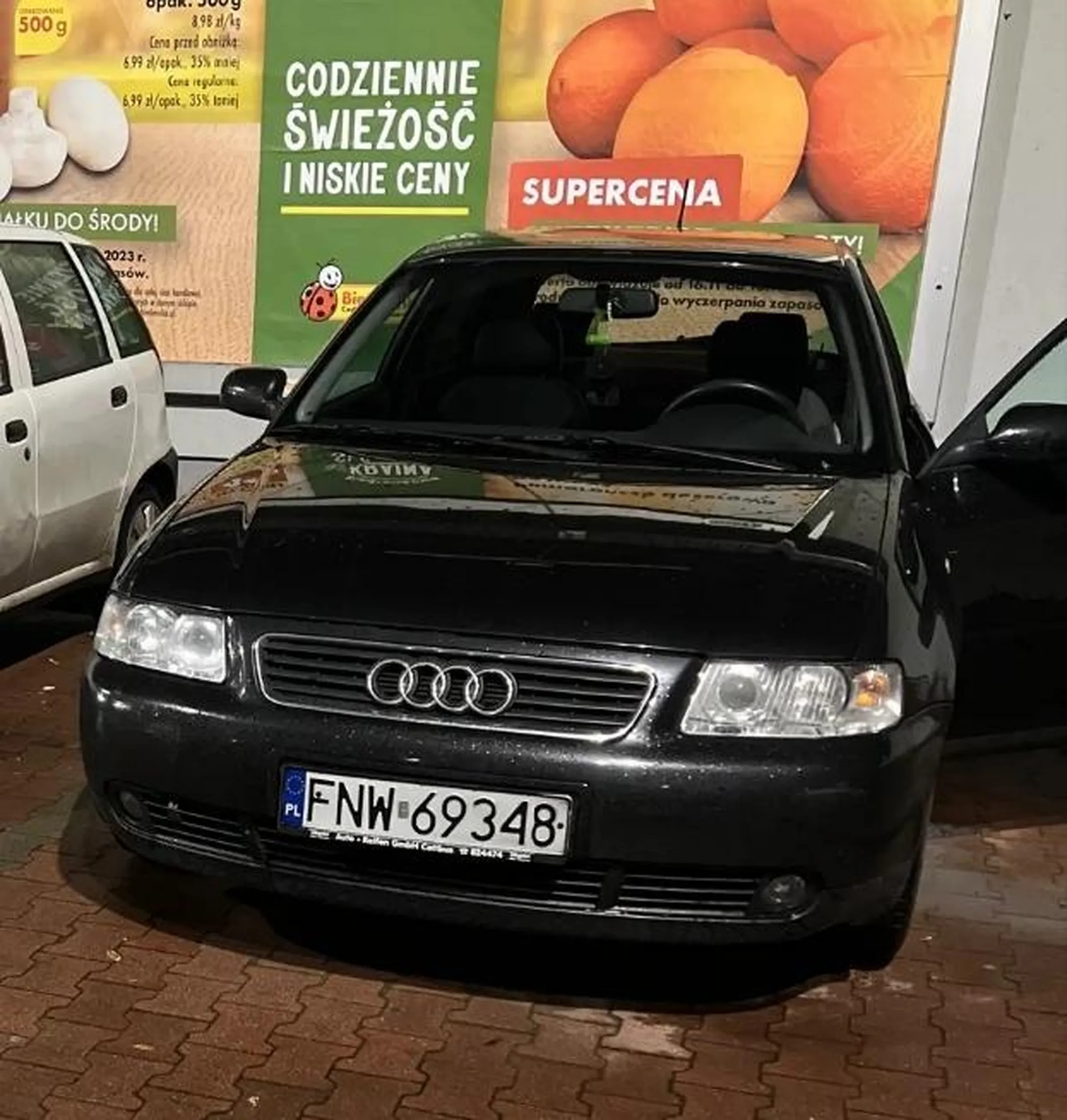 Pan miał problem jak mu powiedziałem że krzywo zaparkował. (chciał zrobić mi loda)