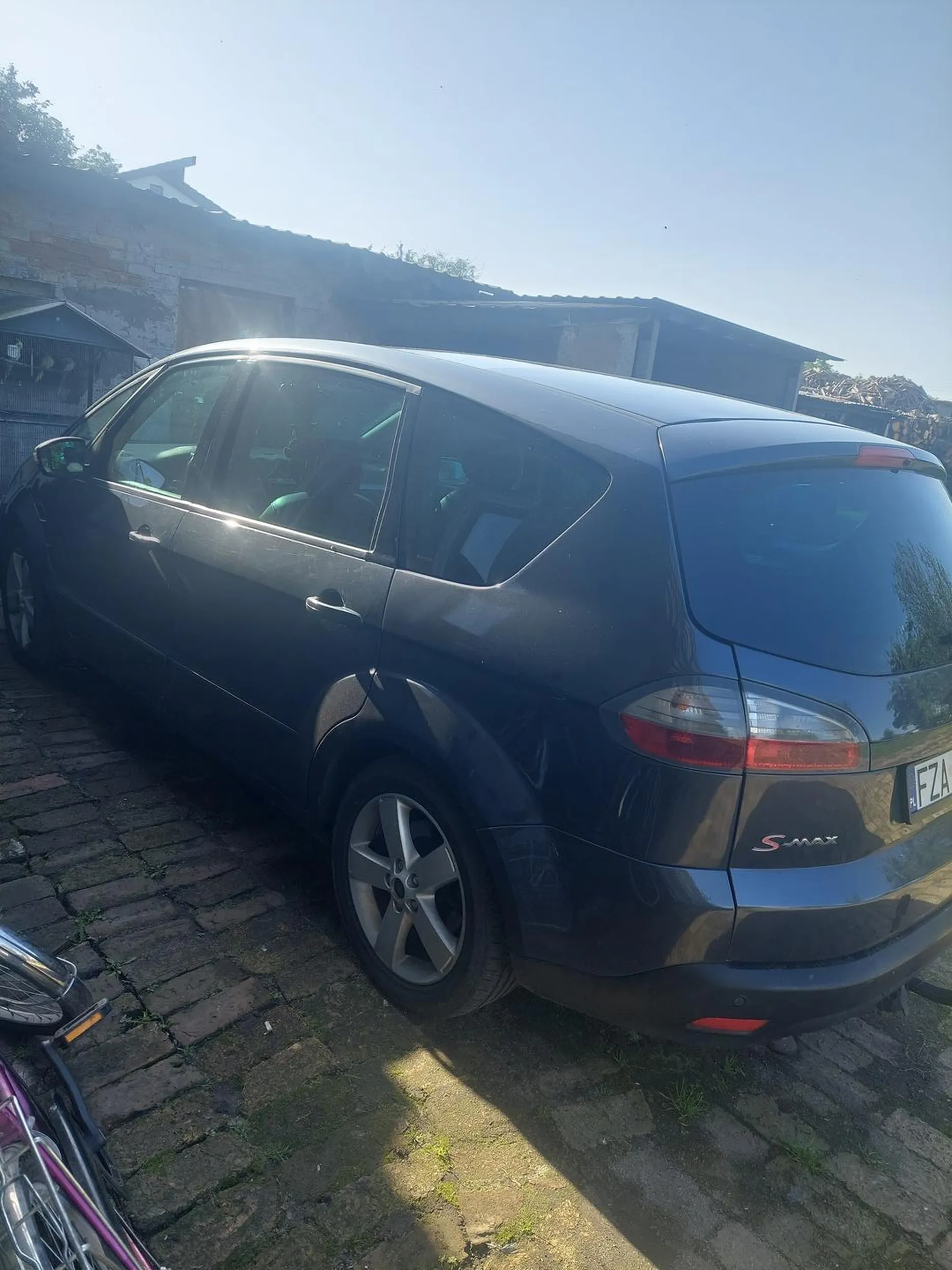 lubi szybko pojezdzić