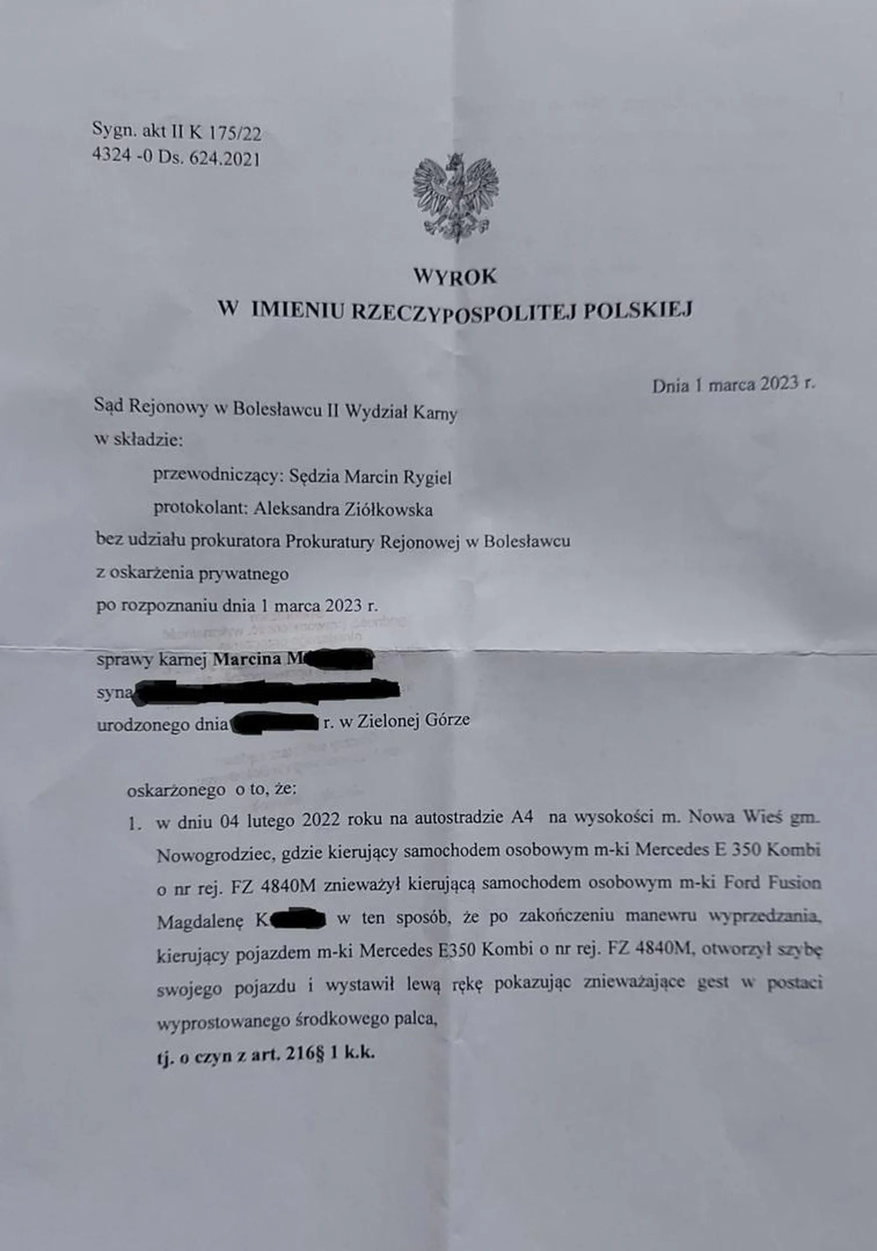 1900 zł za jednego palca.