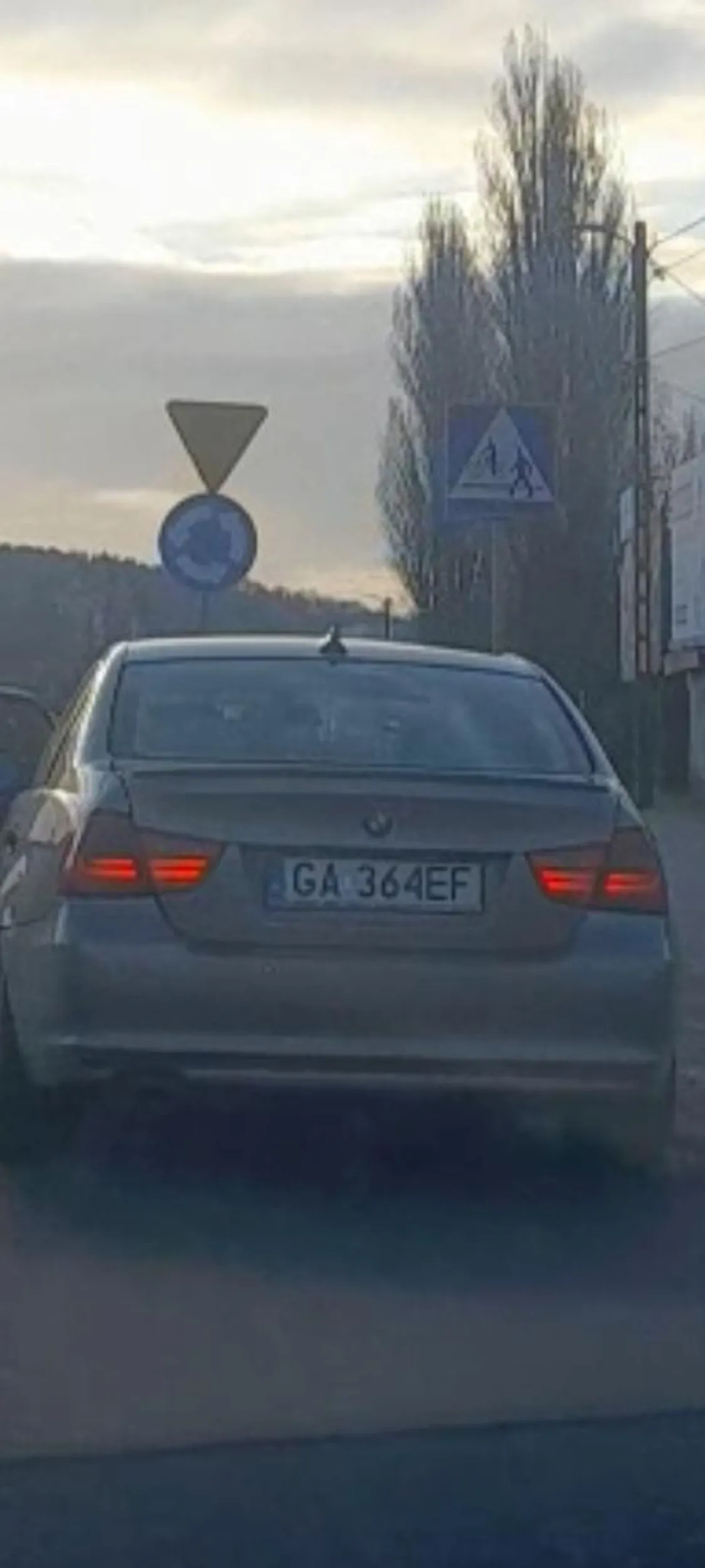 Kolejny buc w bmw nie wie jak się włącza kierunki