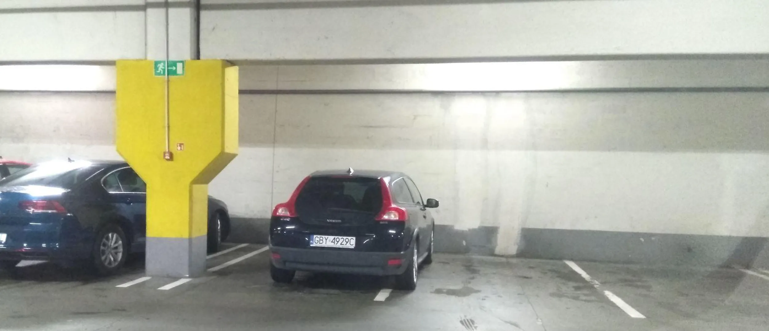 naprawdę nie mogłeś normalnie? i jedno wolne miejsce poszło się bujać...