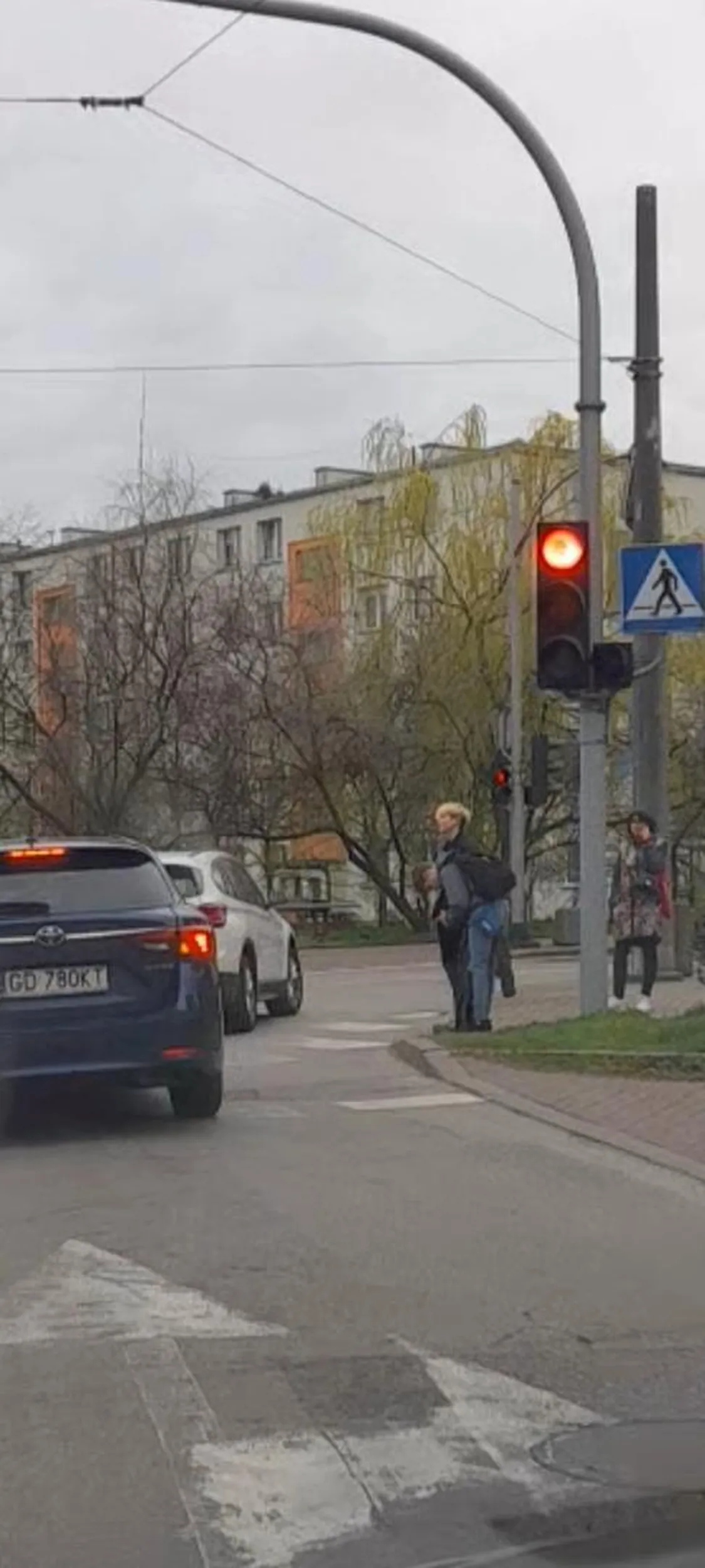 Nie patrzy na światła jeździ na  czerwonym