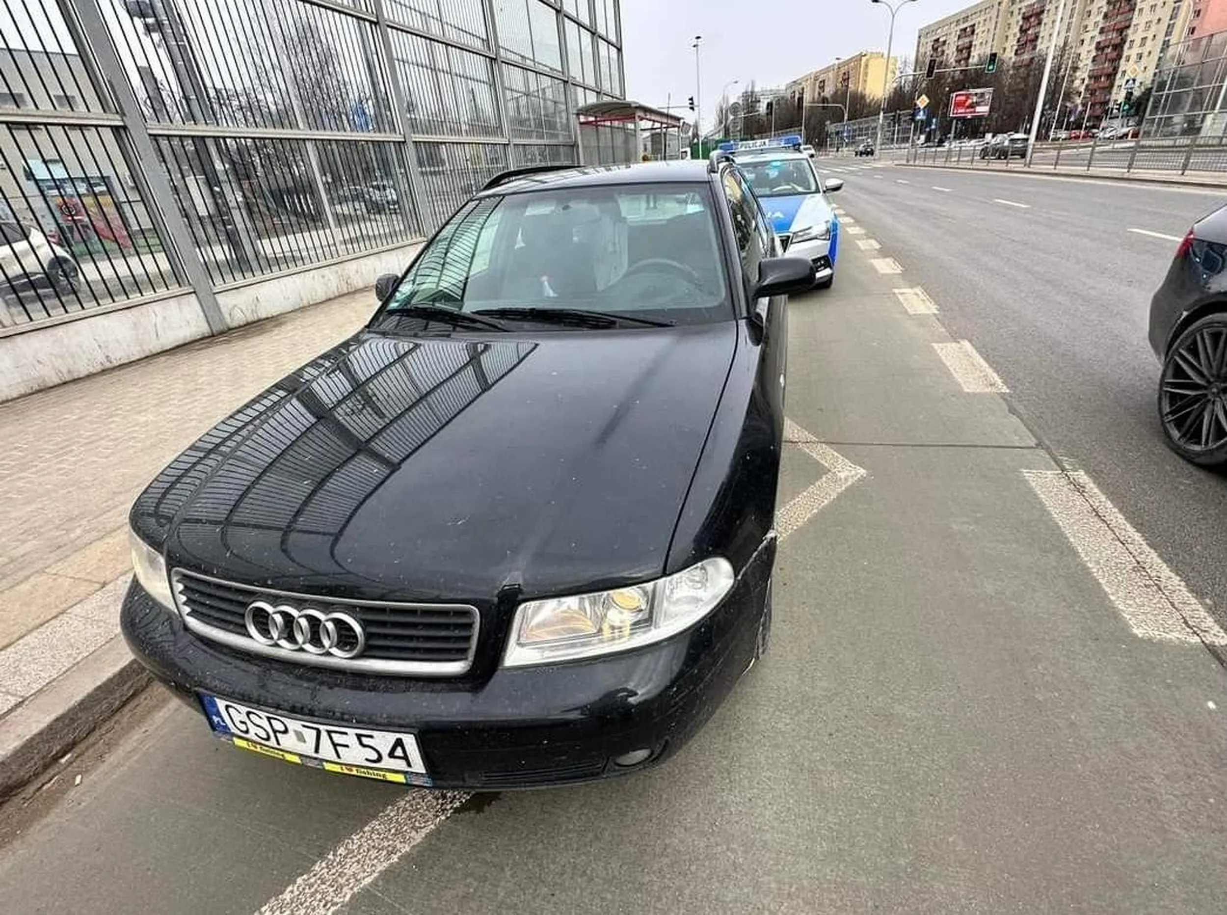 Jazda pod wpływem alkoholu z dzieckiem i kolizja w bonusie. Geniusz patologii