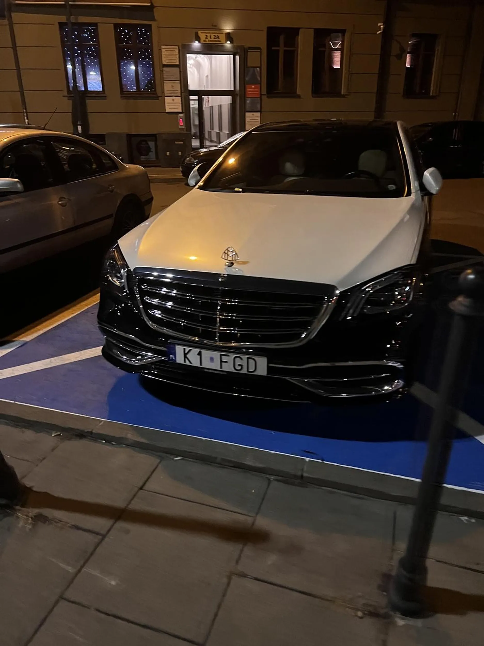 Nie widać nigdzie karty inwalidy…