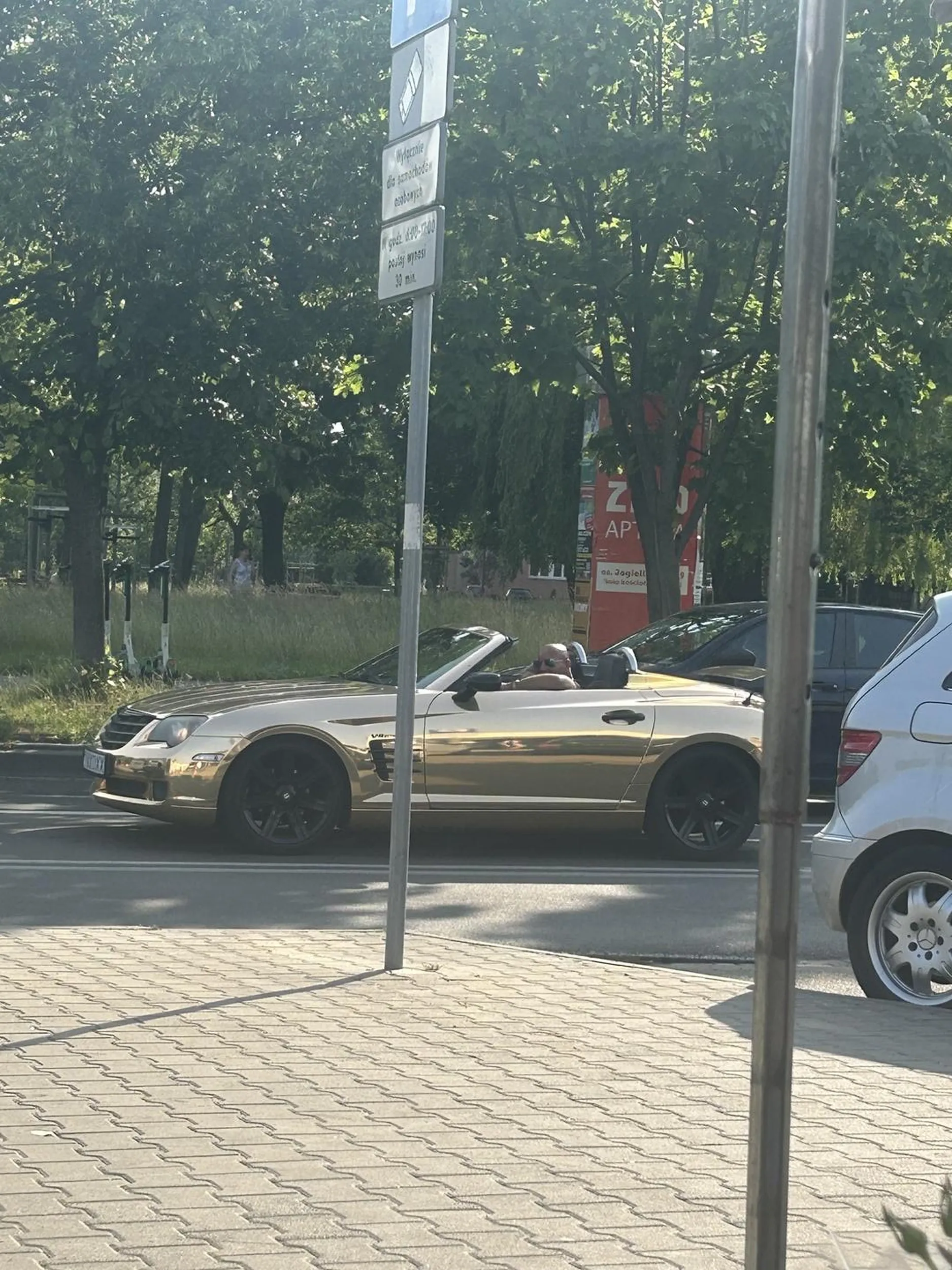 fajna furka, mogę jakis numer kontaktowy