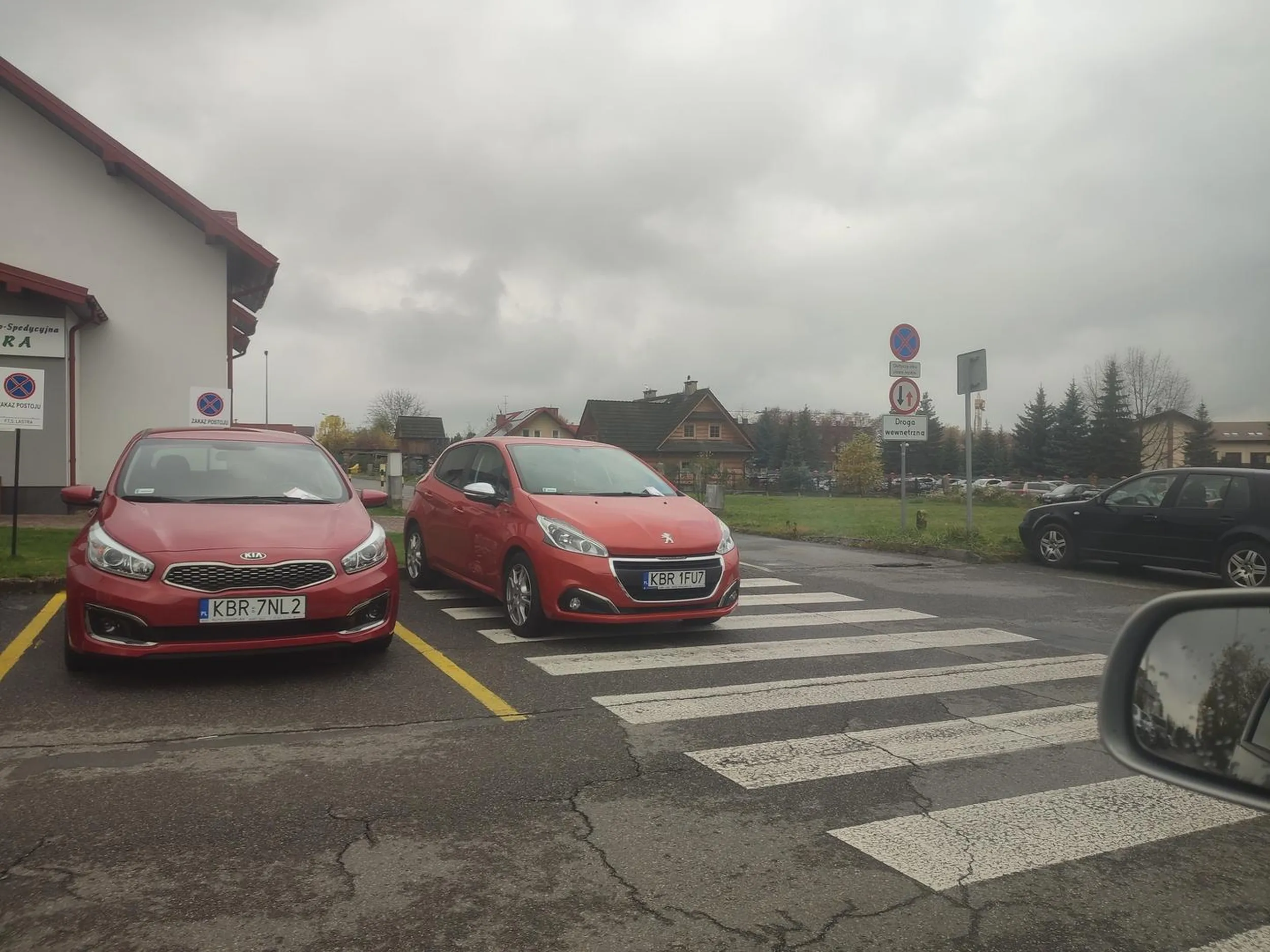 Idealne parkowanie na przejściu