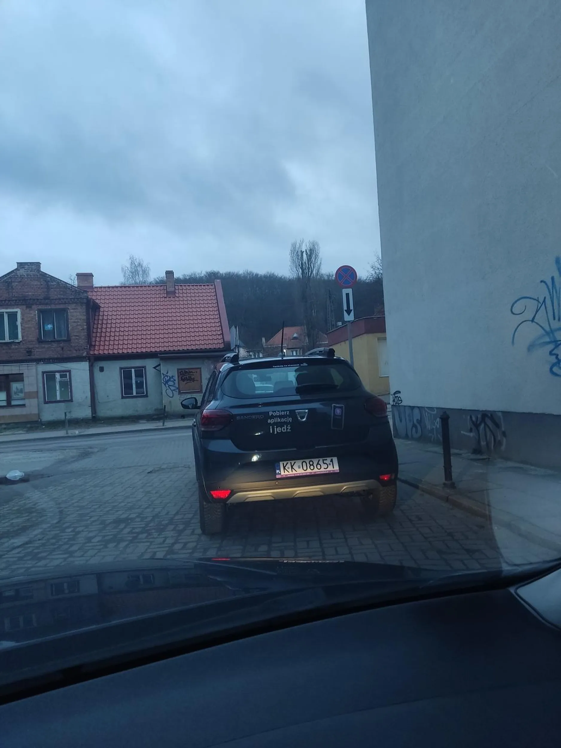 Może Firma zobaczę jak parkują się klienci.