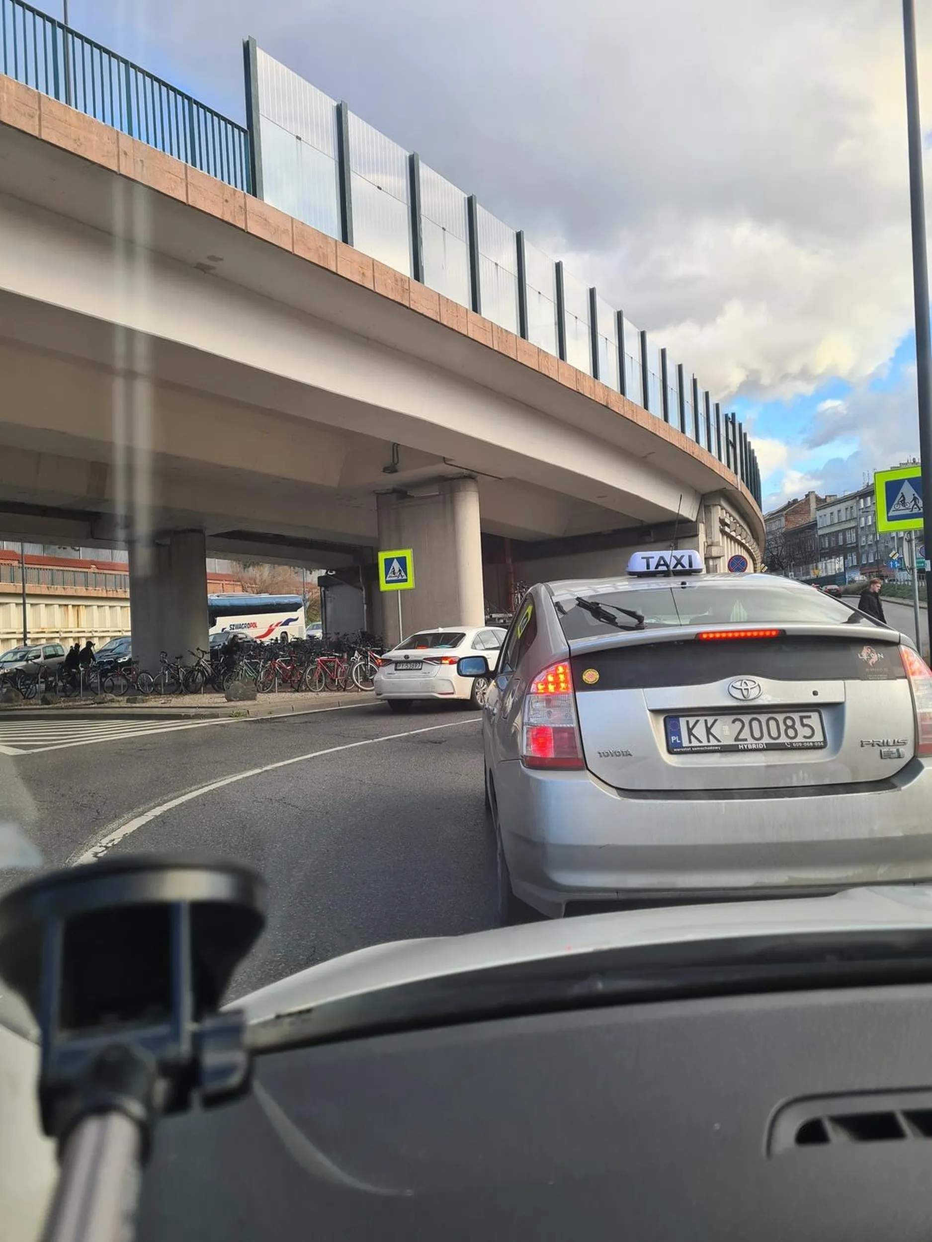 Kierowca wymusza pierwszeństwo