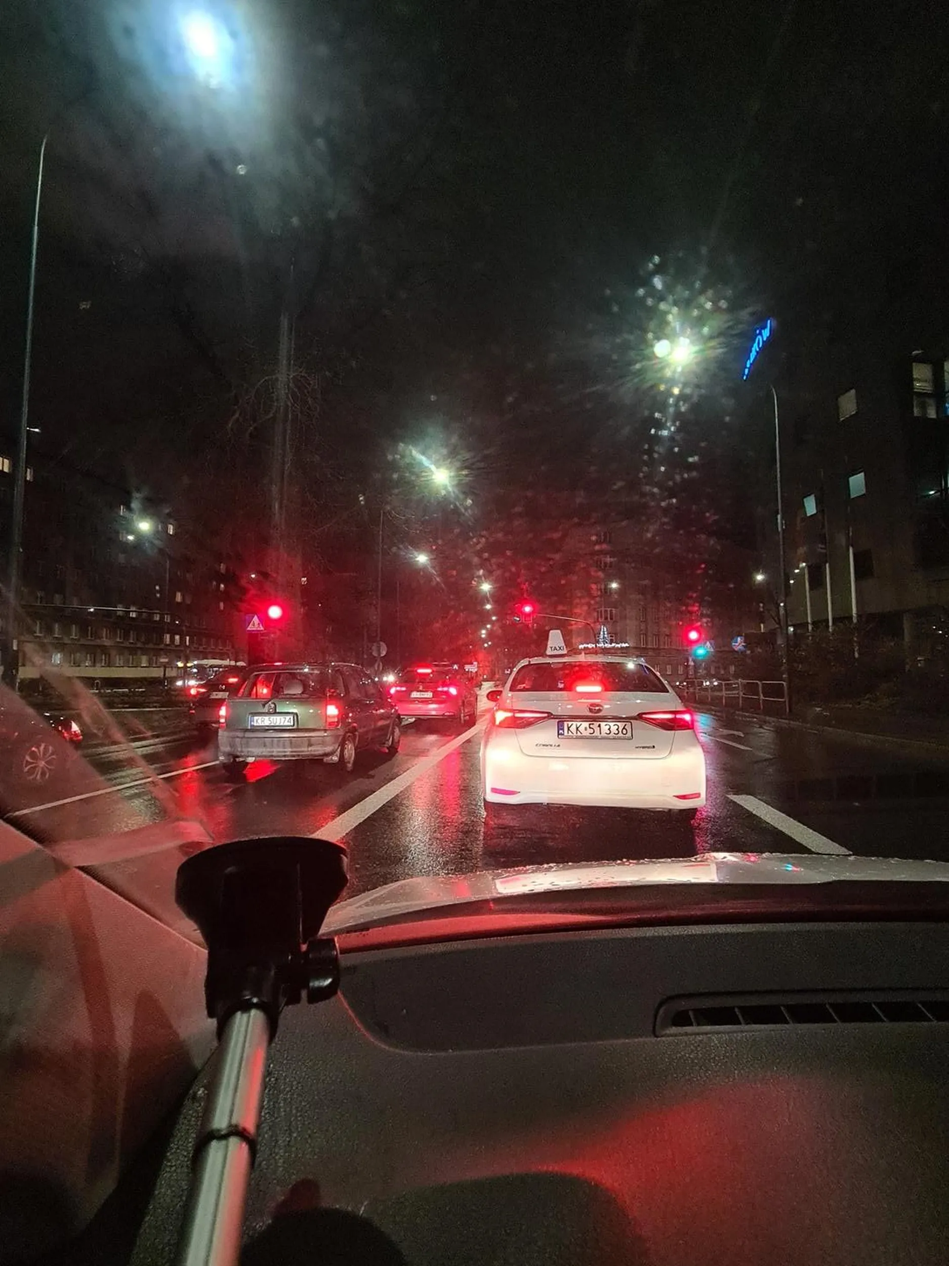 Kierowca wymusza pierwszeństwo