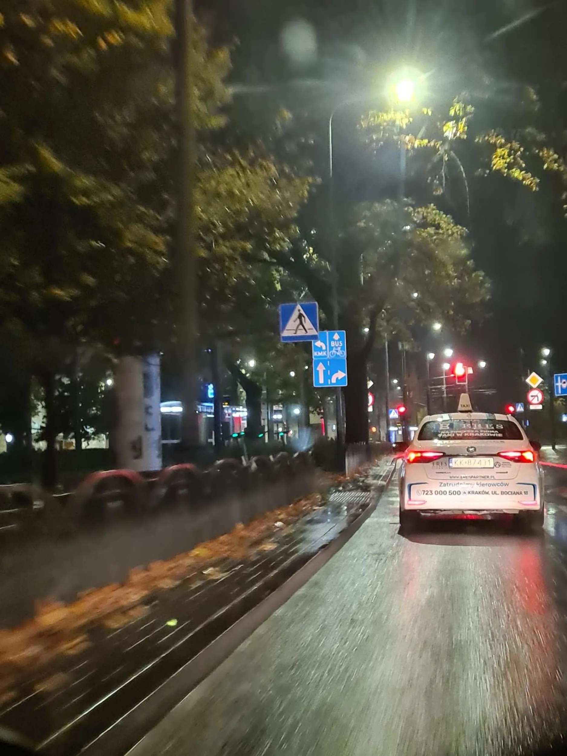 Kierowca wymusza pierwszeństwo